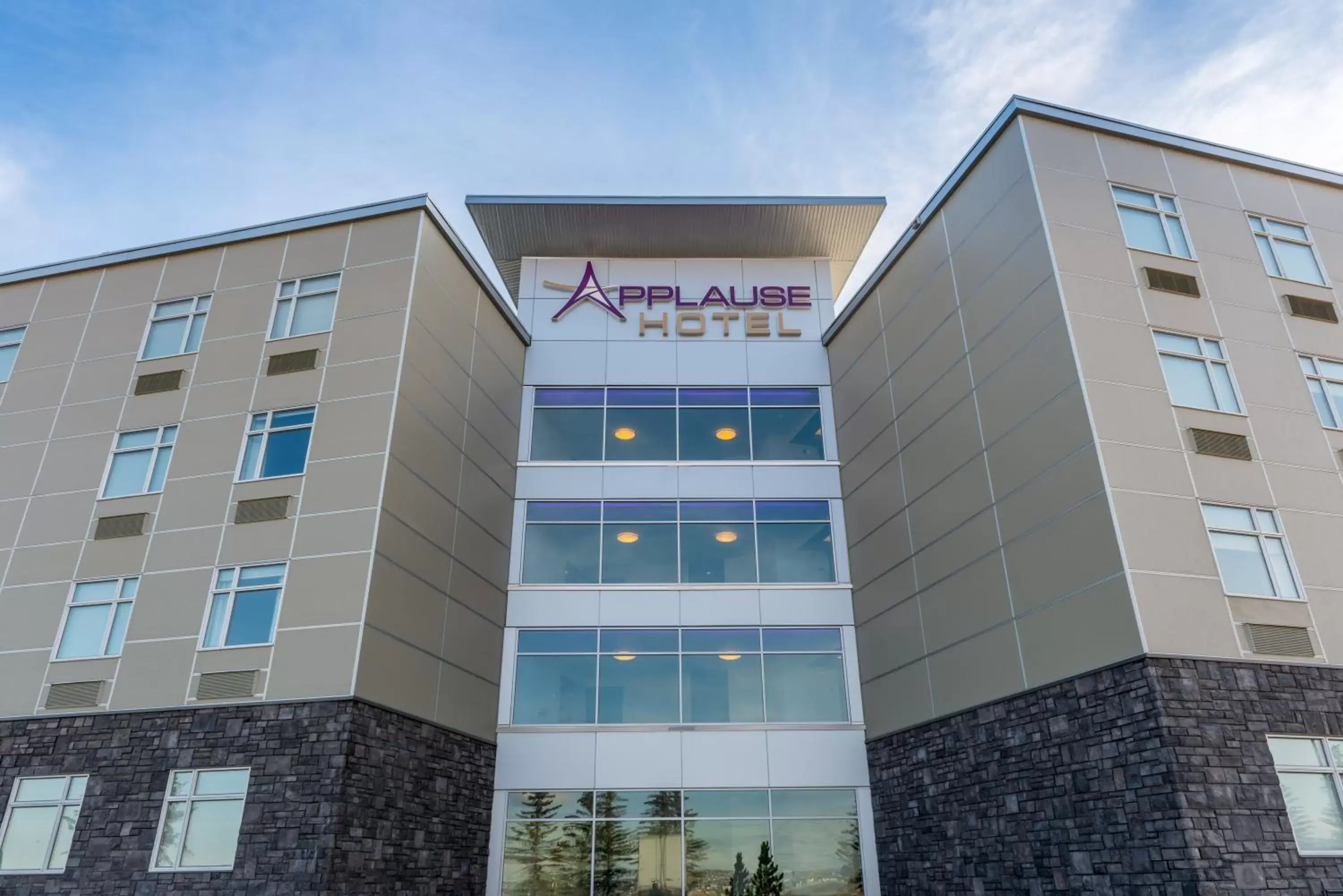 Property Building in Applause Hotel Calgary Airport by CLIQUE
