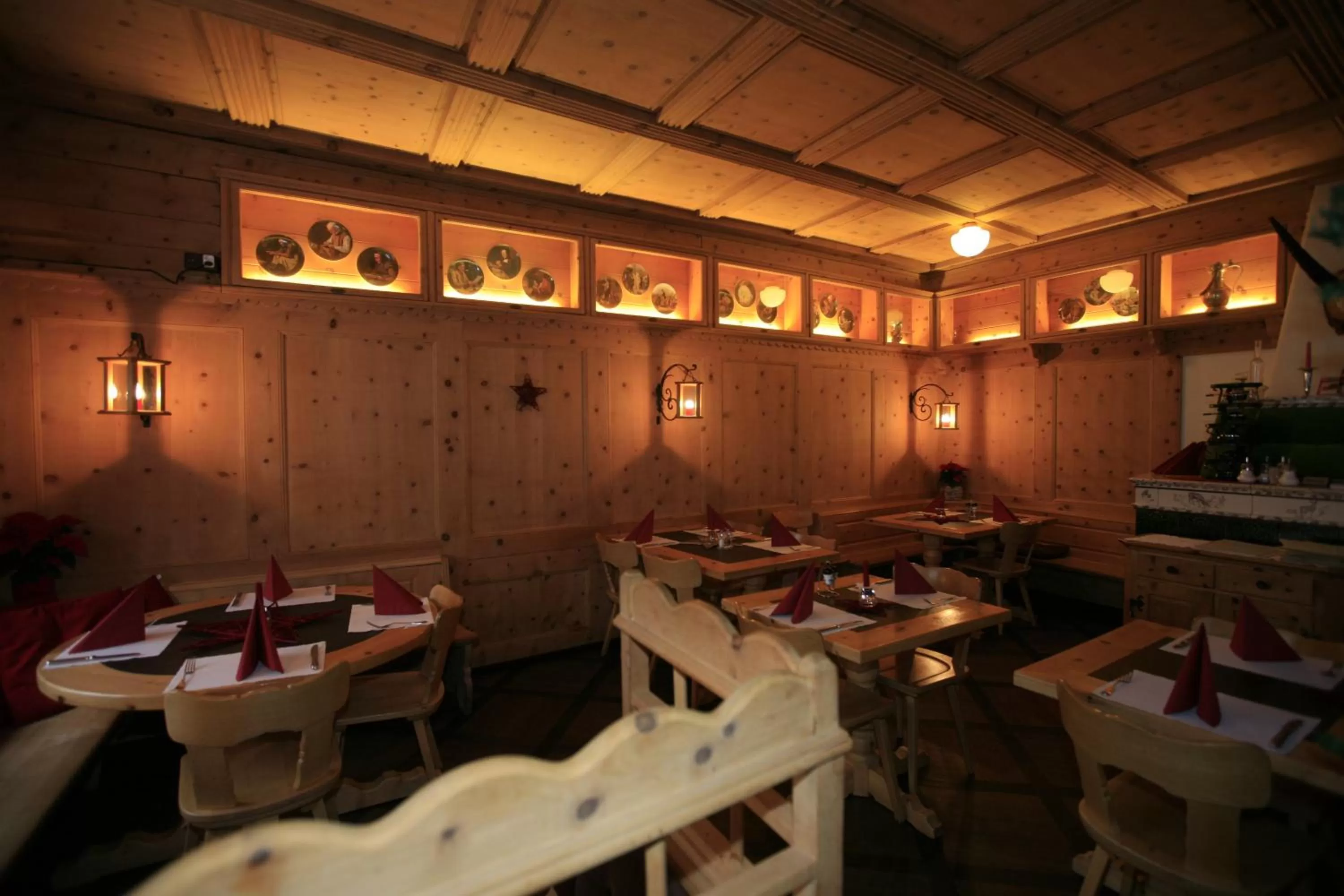 Restaurant/places to eat in Hotel Franziskaner