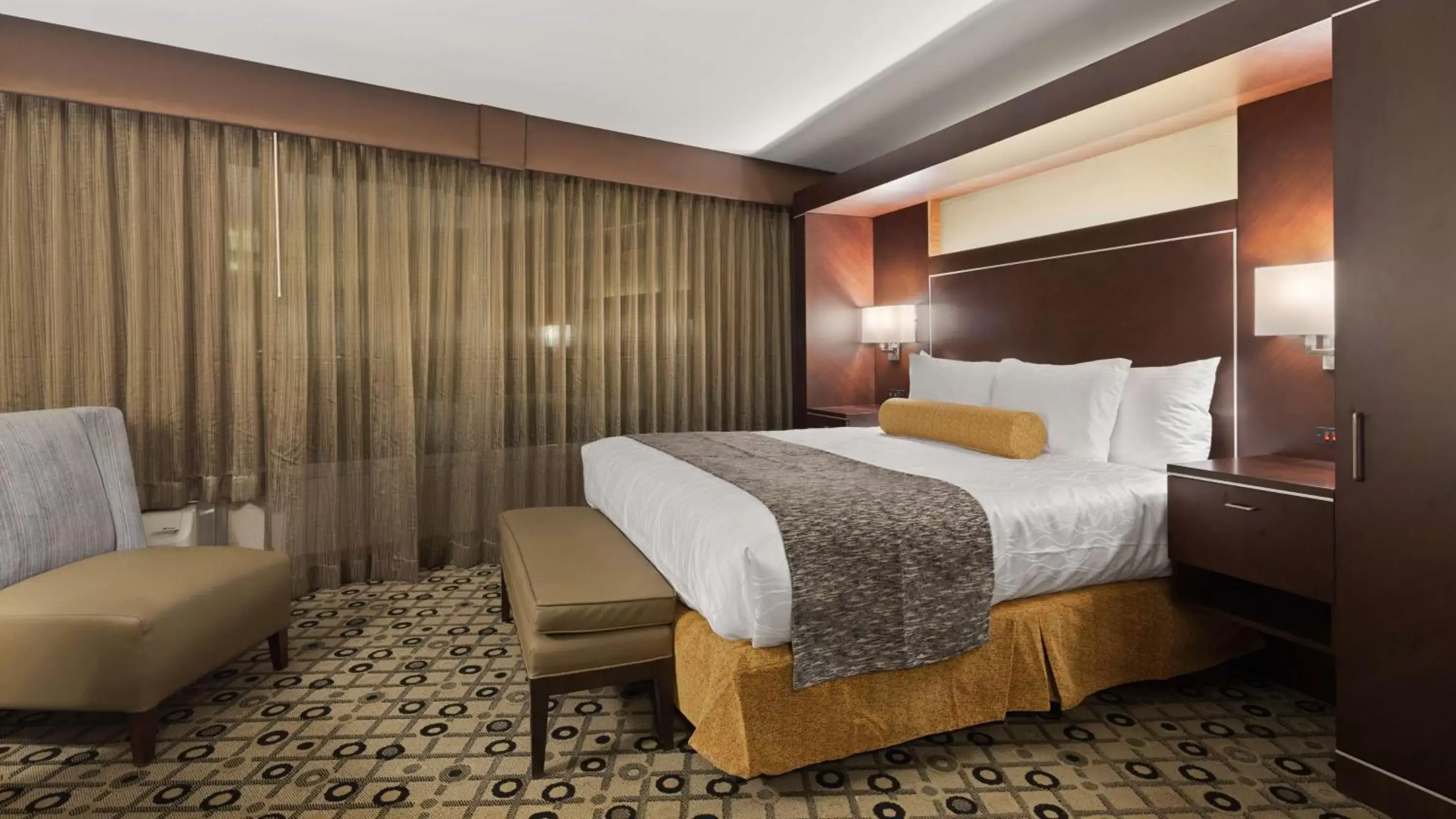 Bedroom, Bed in Radisson Hotel Southfield-Detroit