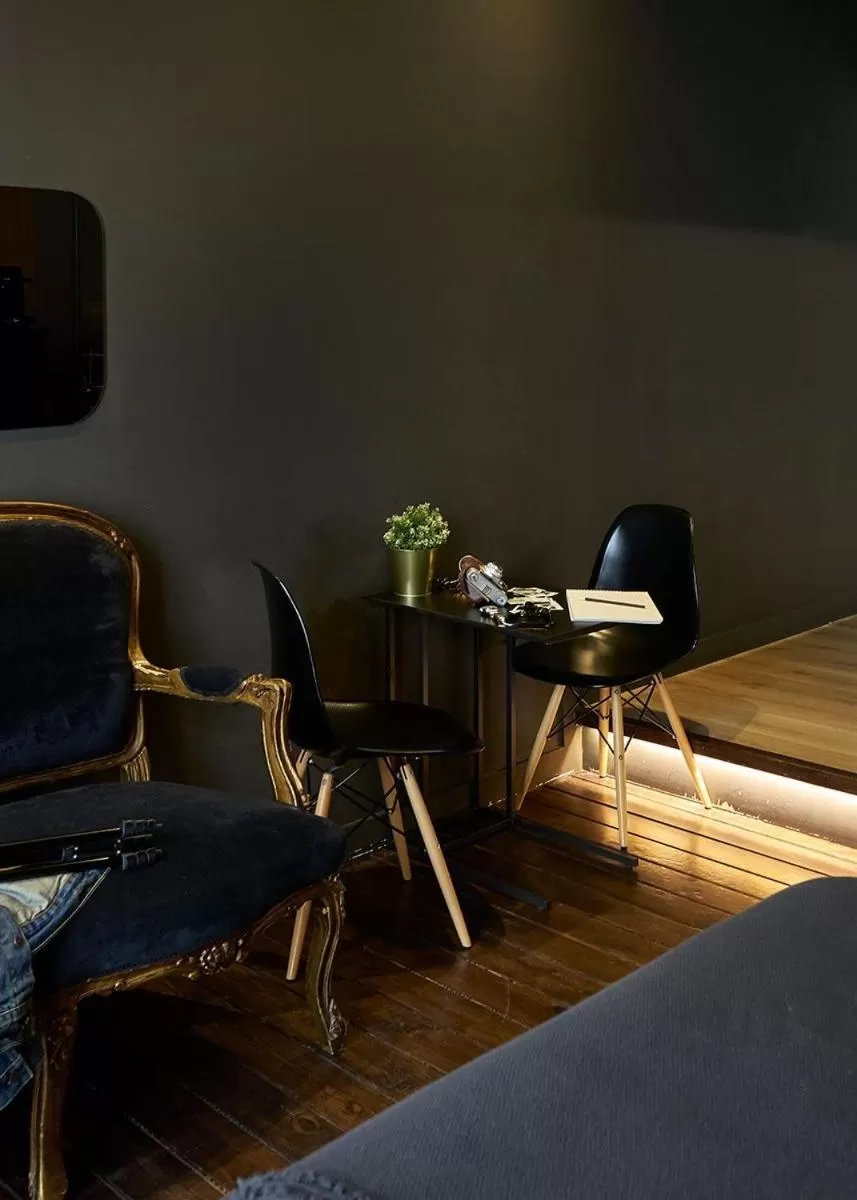 Dining area in Urban Suite Santander