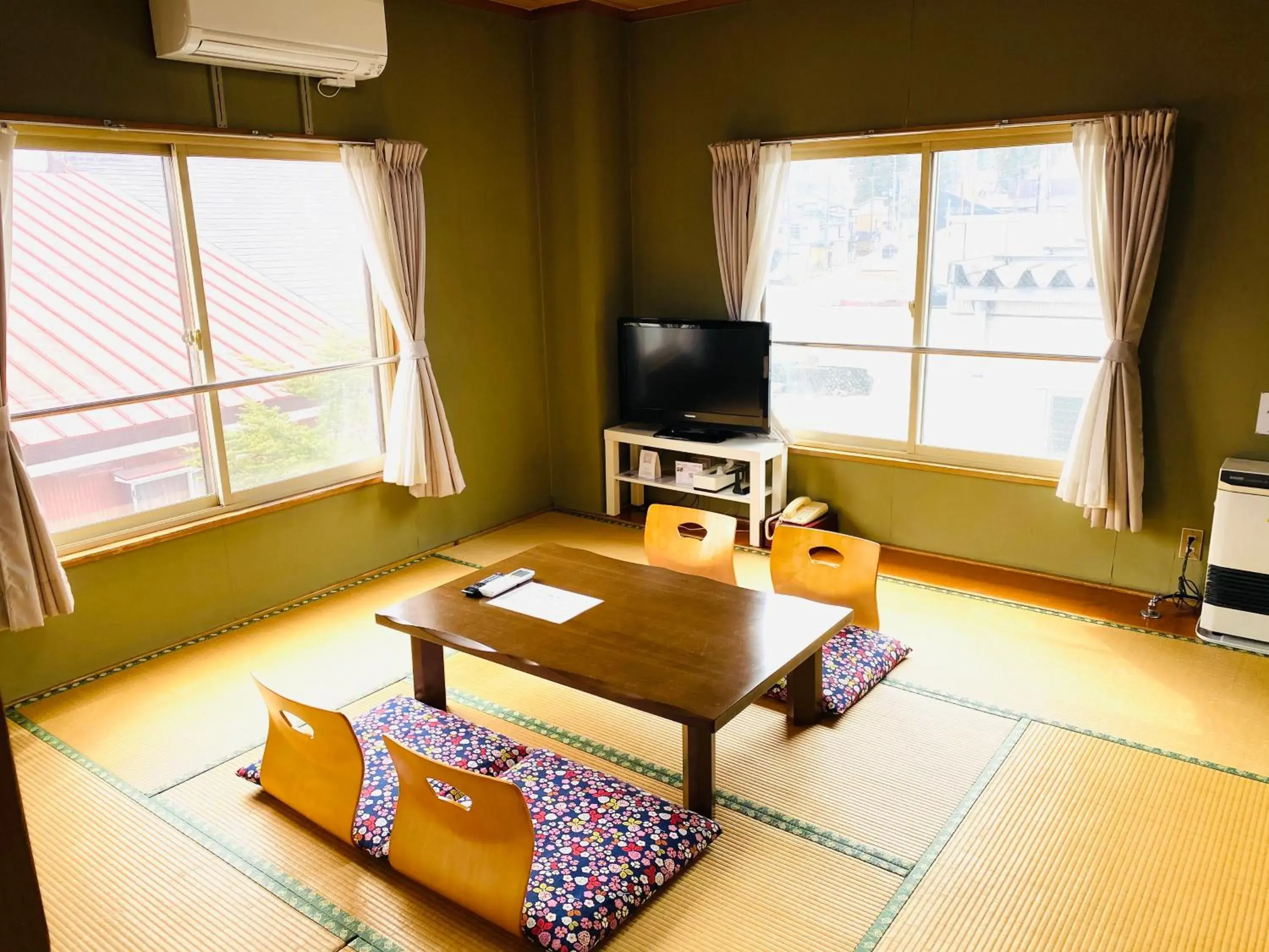 Bedroom, Seating Area in Belle Vue Nishiura