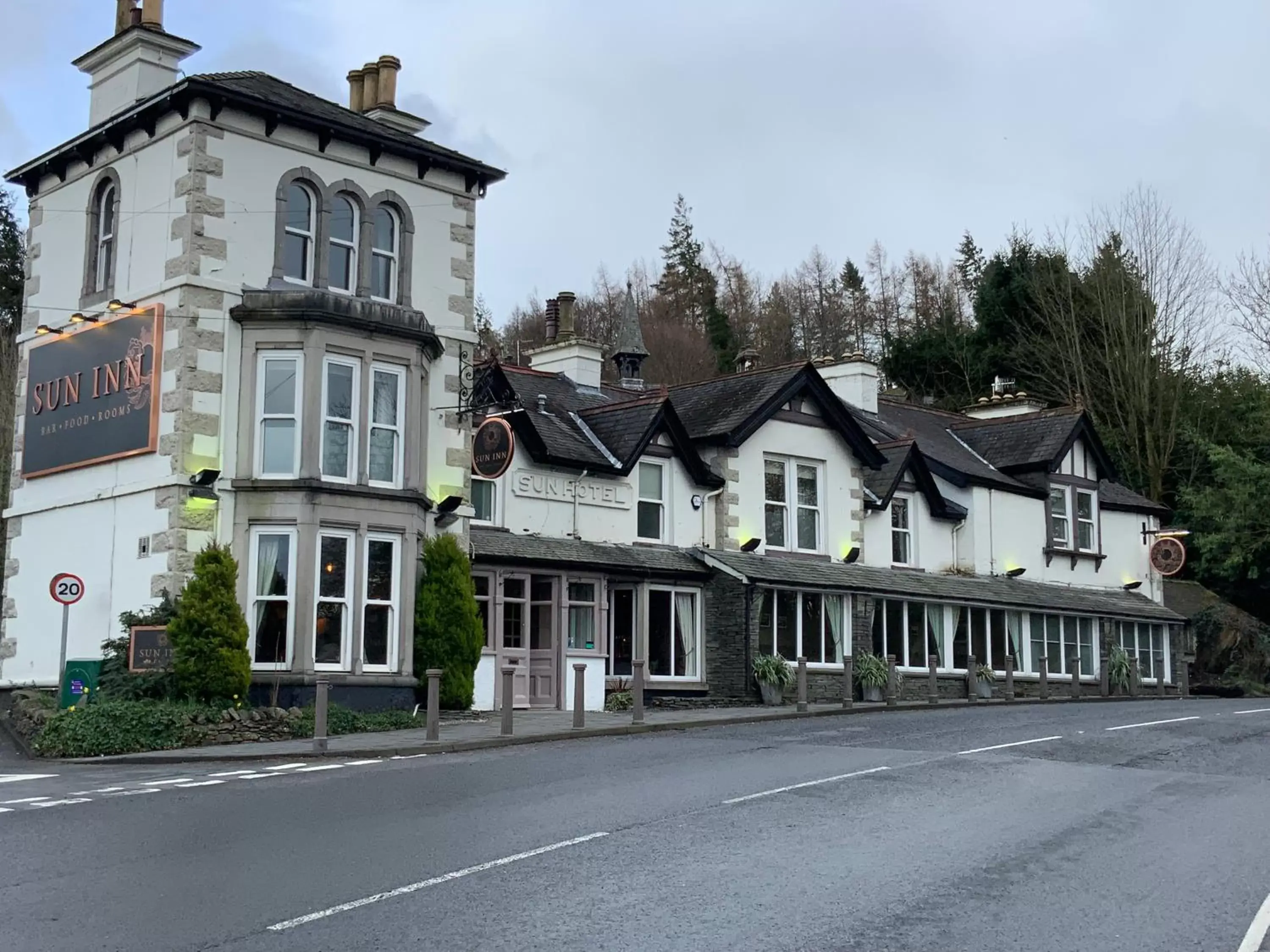 Property Building in The Sun Inn