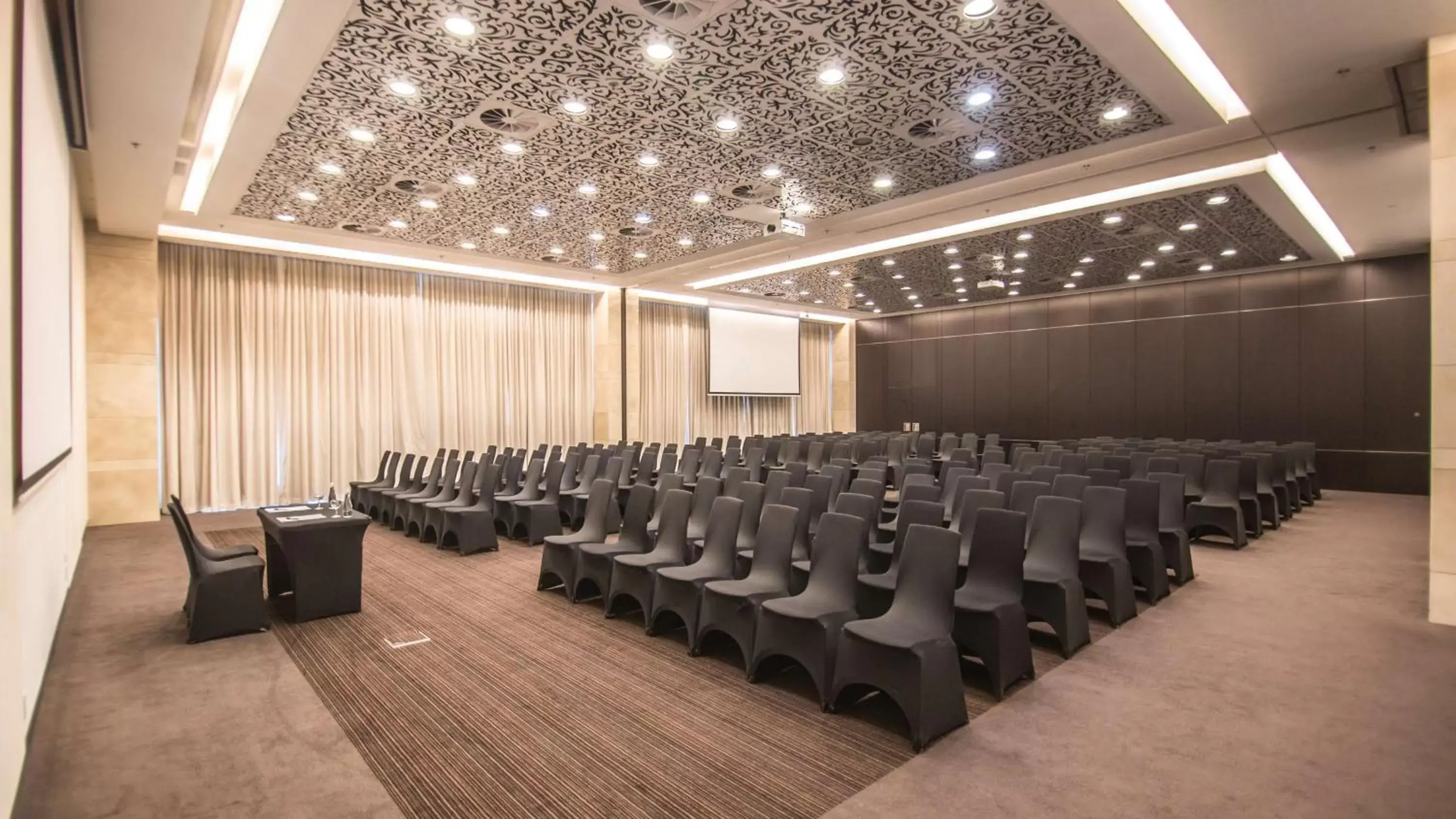 Meeting/conference room, Business Area/Conference Room in Andersia Hotel & Spa Poznan, a member of Radisson Individuals