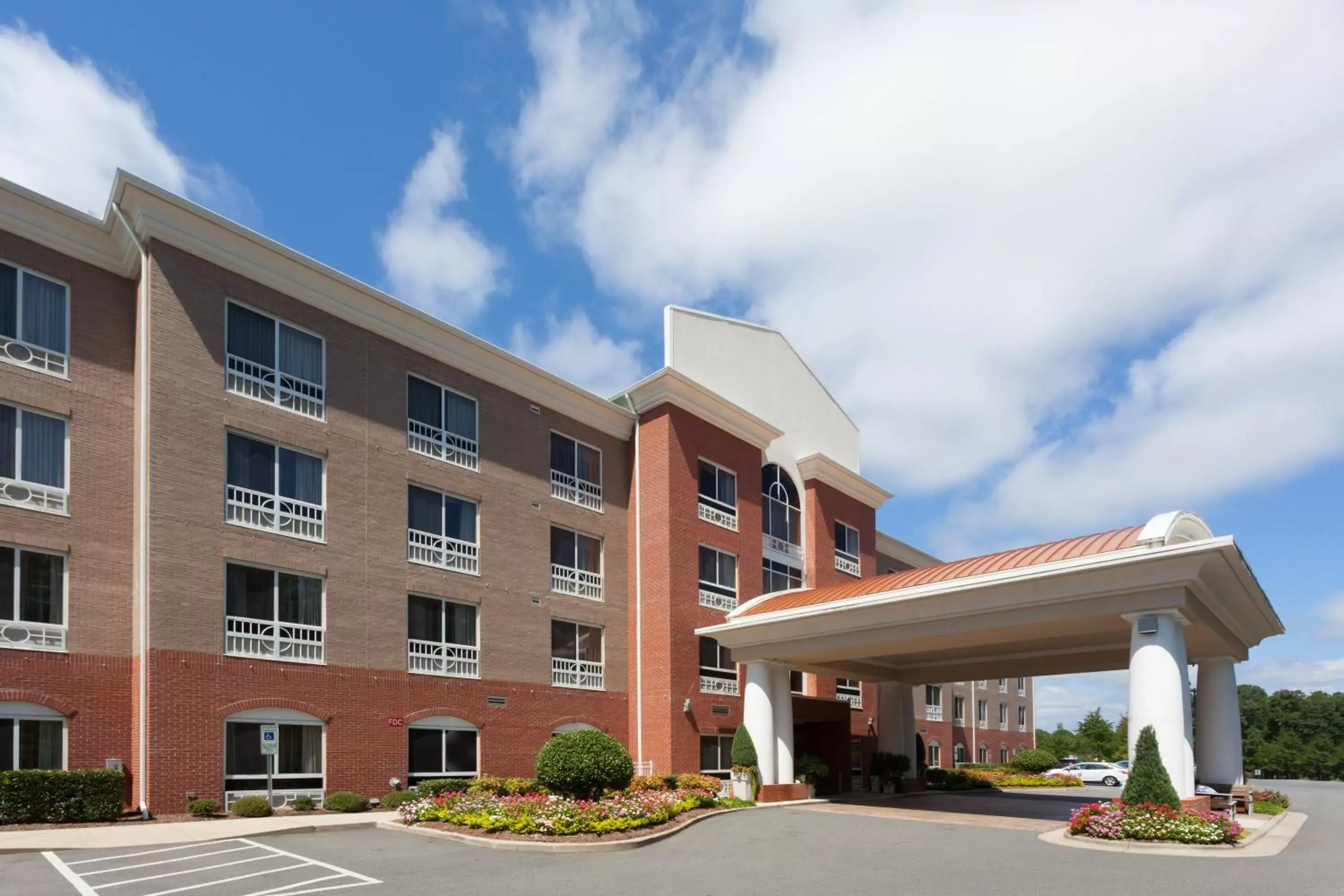 Property Building in Holiday Inn Express Hotel Raleigh Southwest, an IHG Hotel