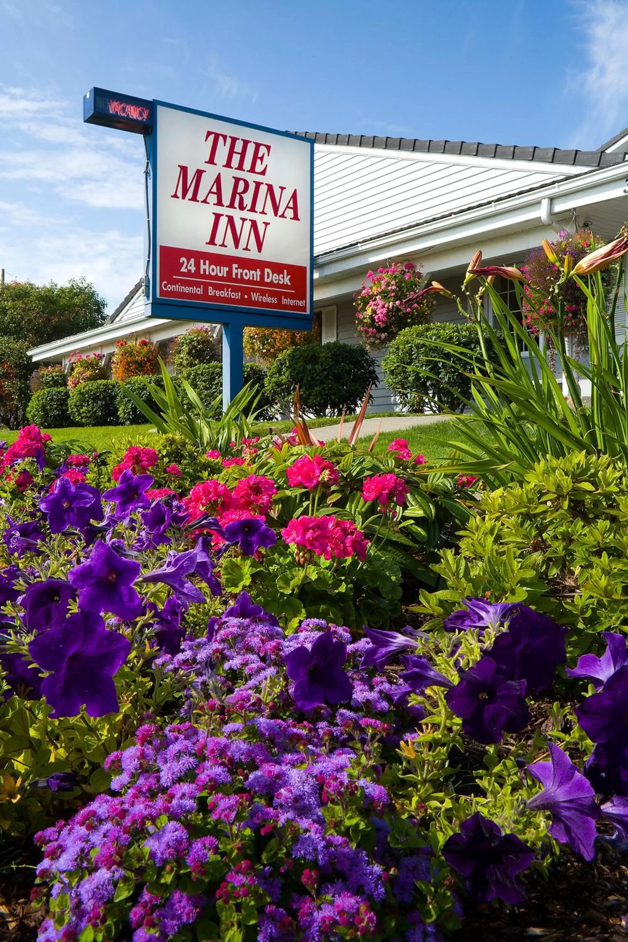 Facade/entrance, Property Building in The Marina Inn