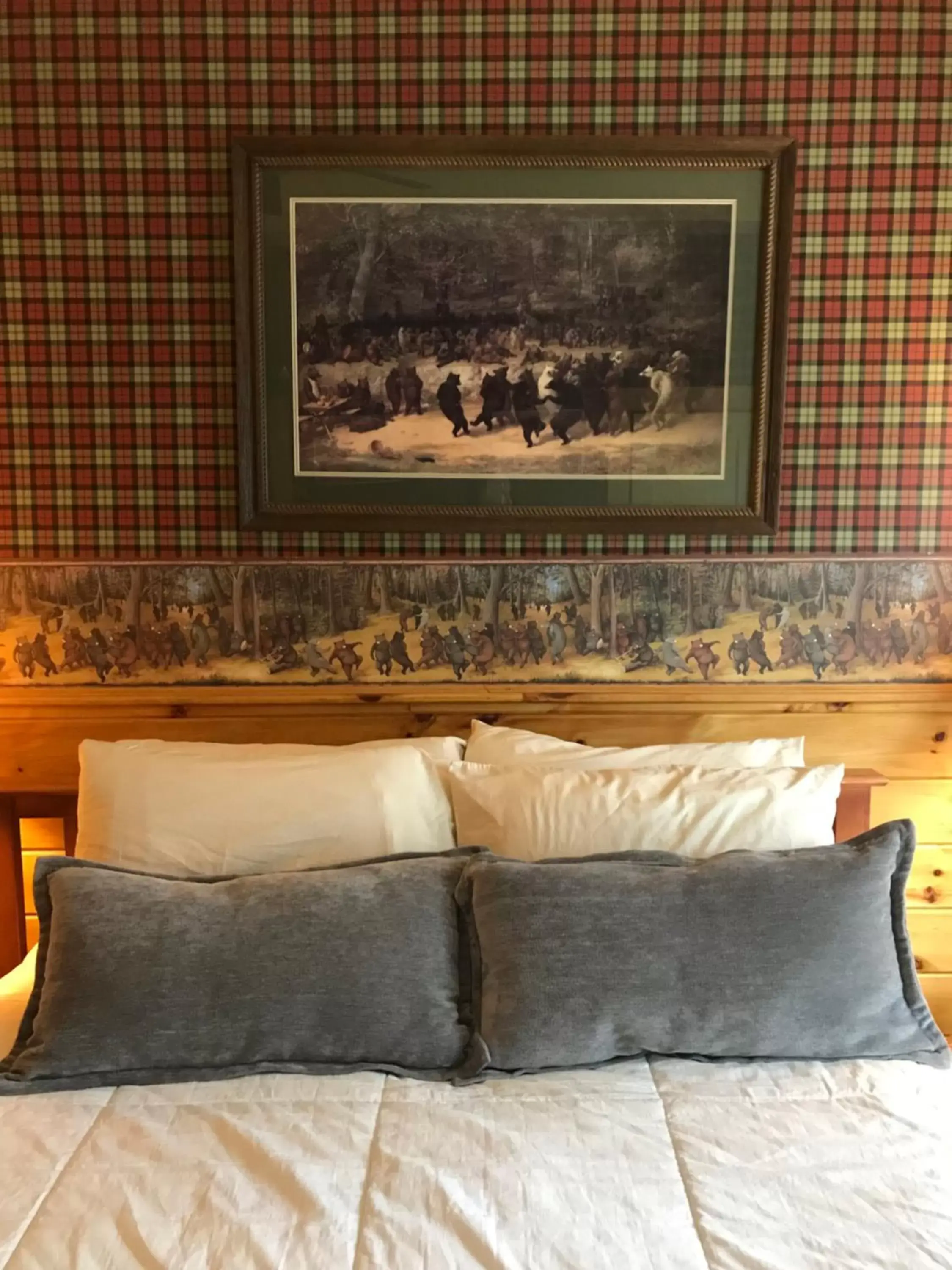 Bed in Waybury Inn