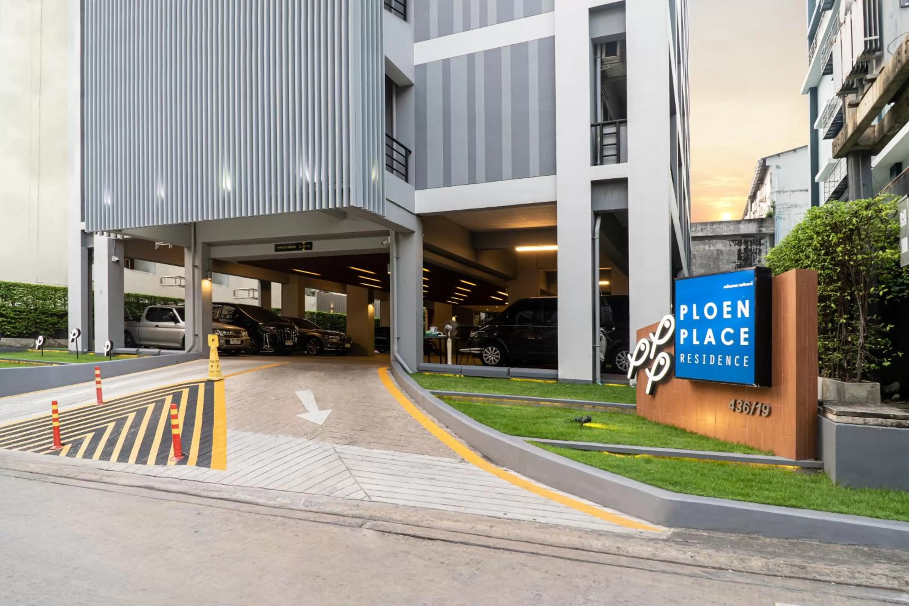 Facade/entrance in Ploen Place Residence