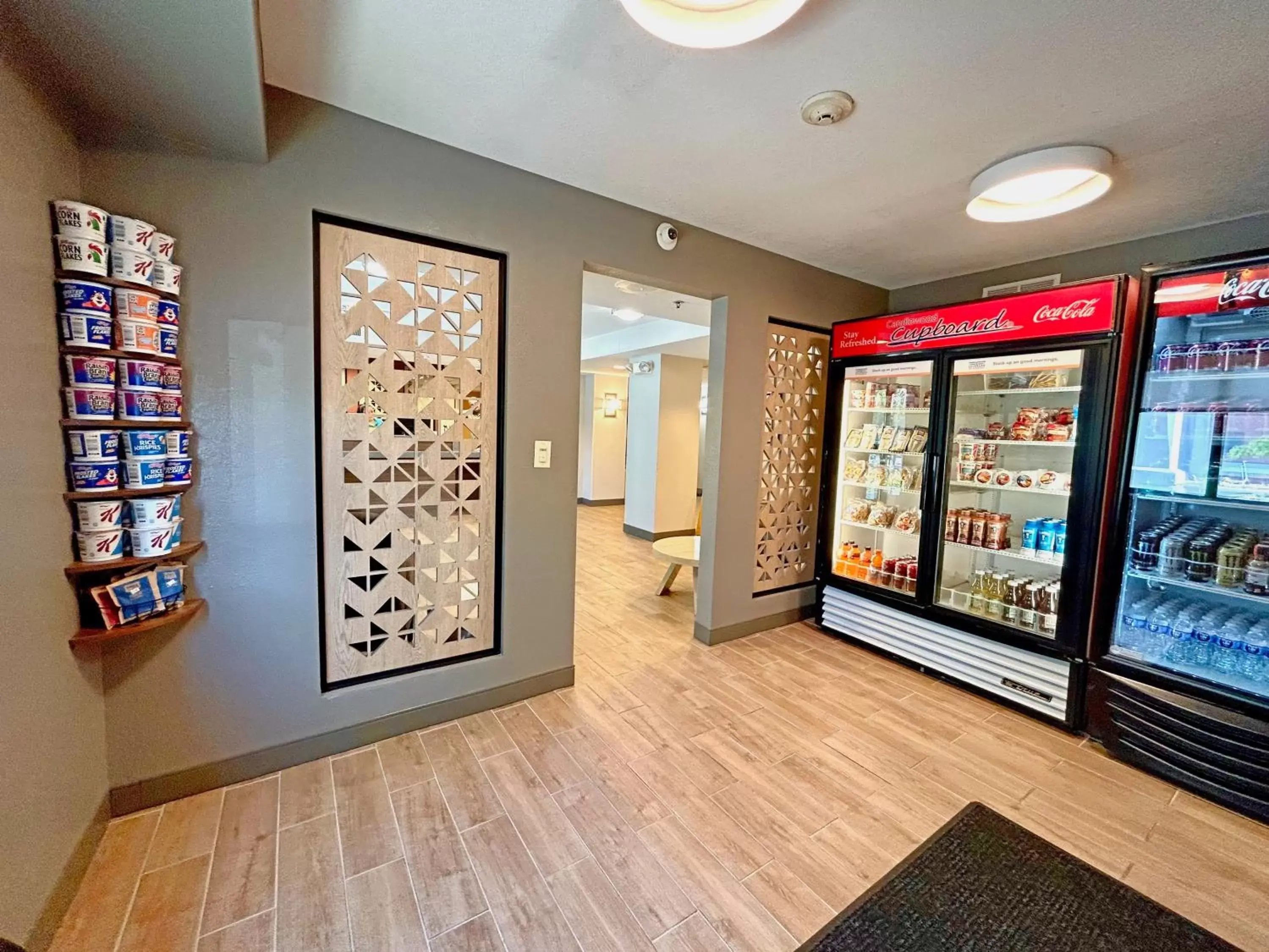 vending machine in Candlewood Suites Indianapolis Downtown Medical District, an IHG Hotel