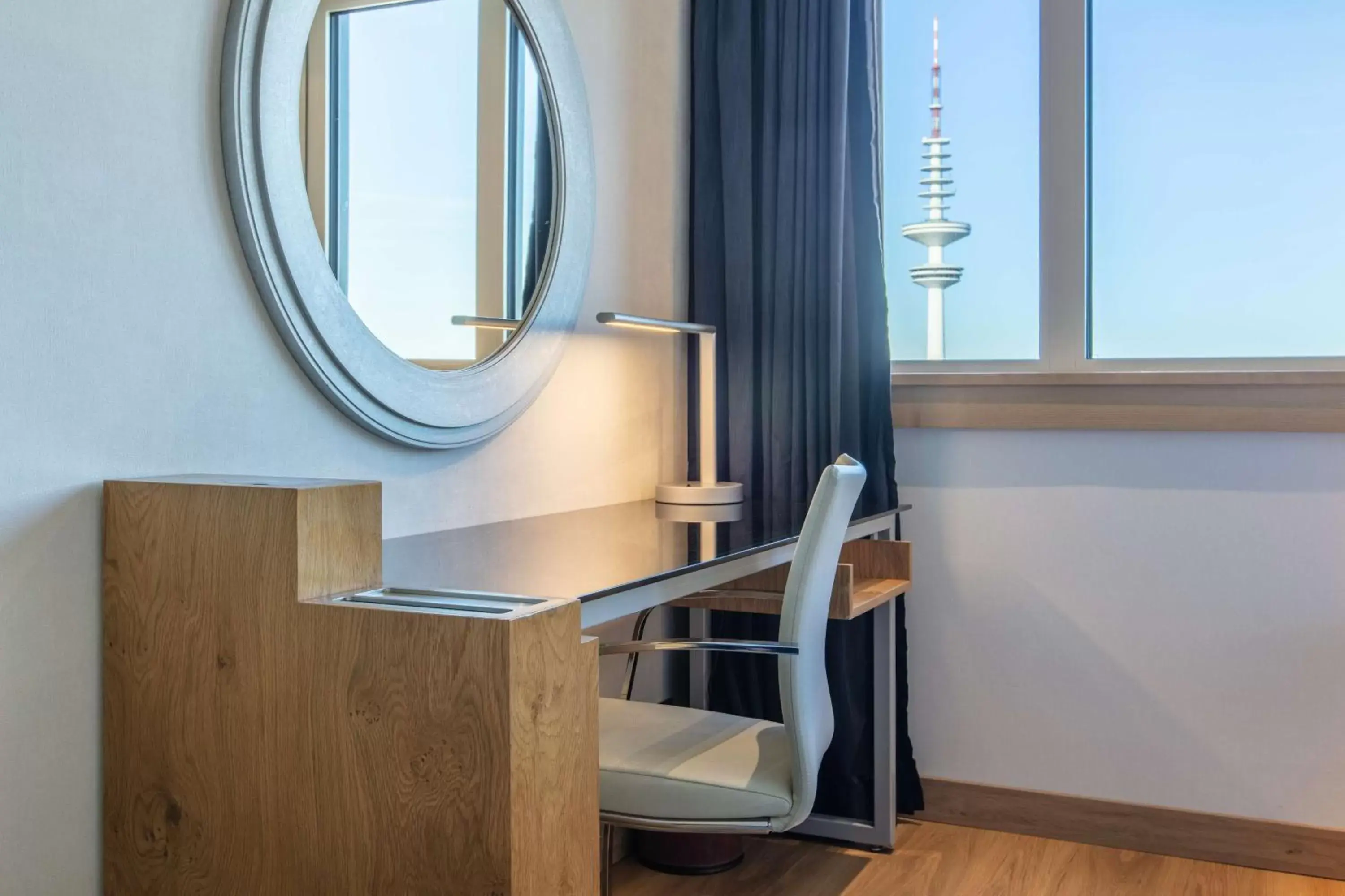 View (from property/room), Bathroom in Radisson Blu Hotel, Hamburg