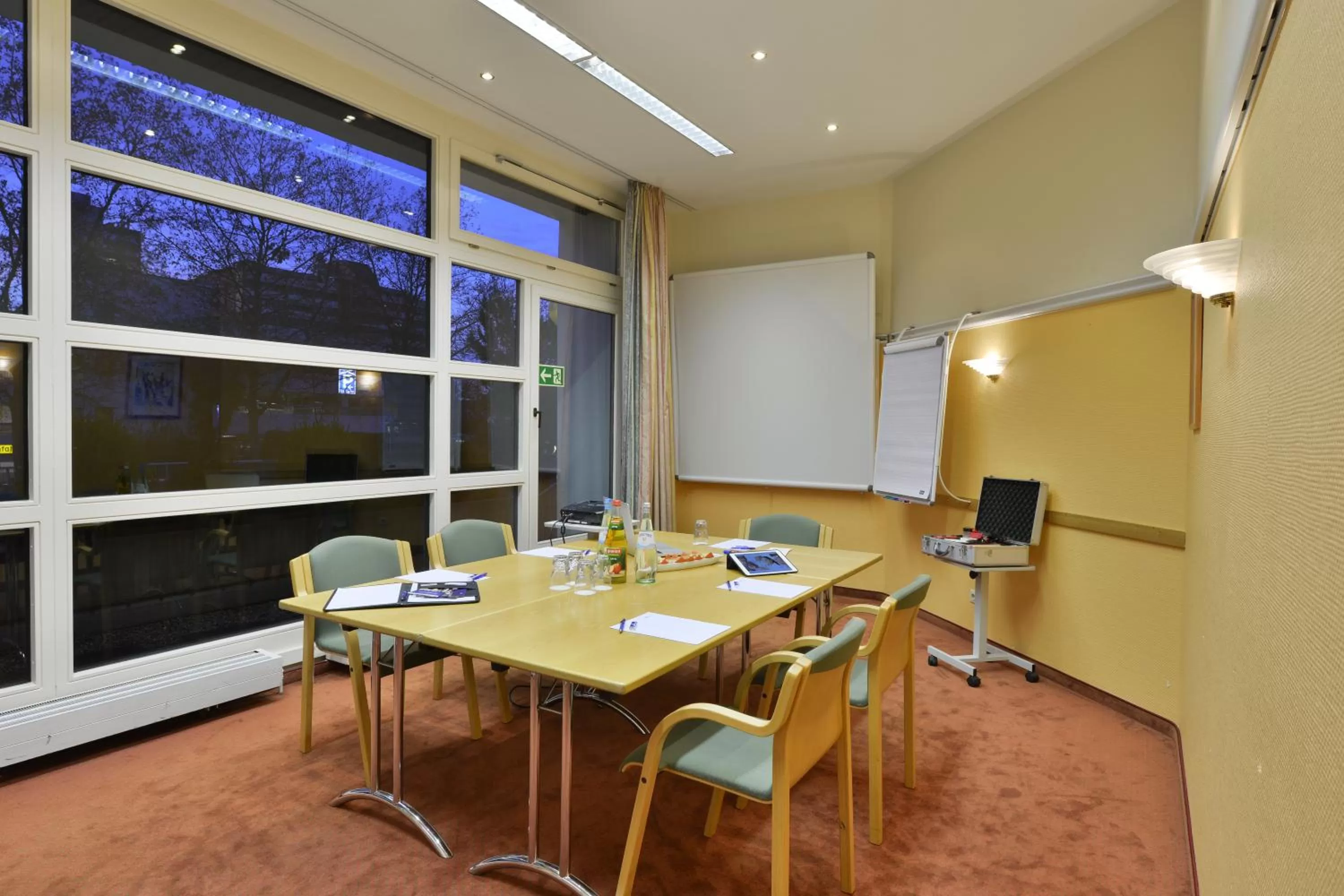 Meeting/conference room in PLAZA INN Leonberg