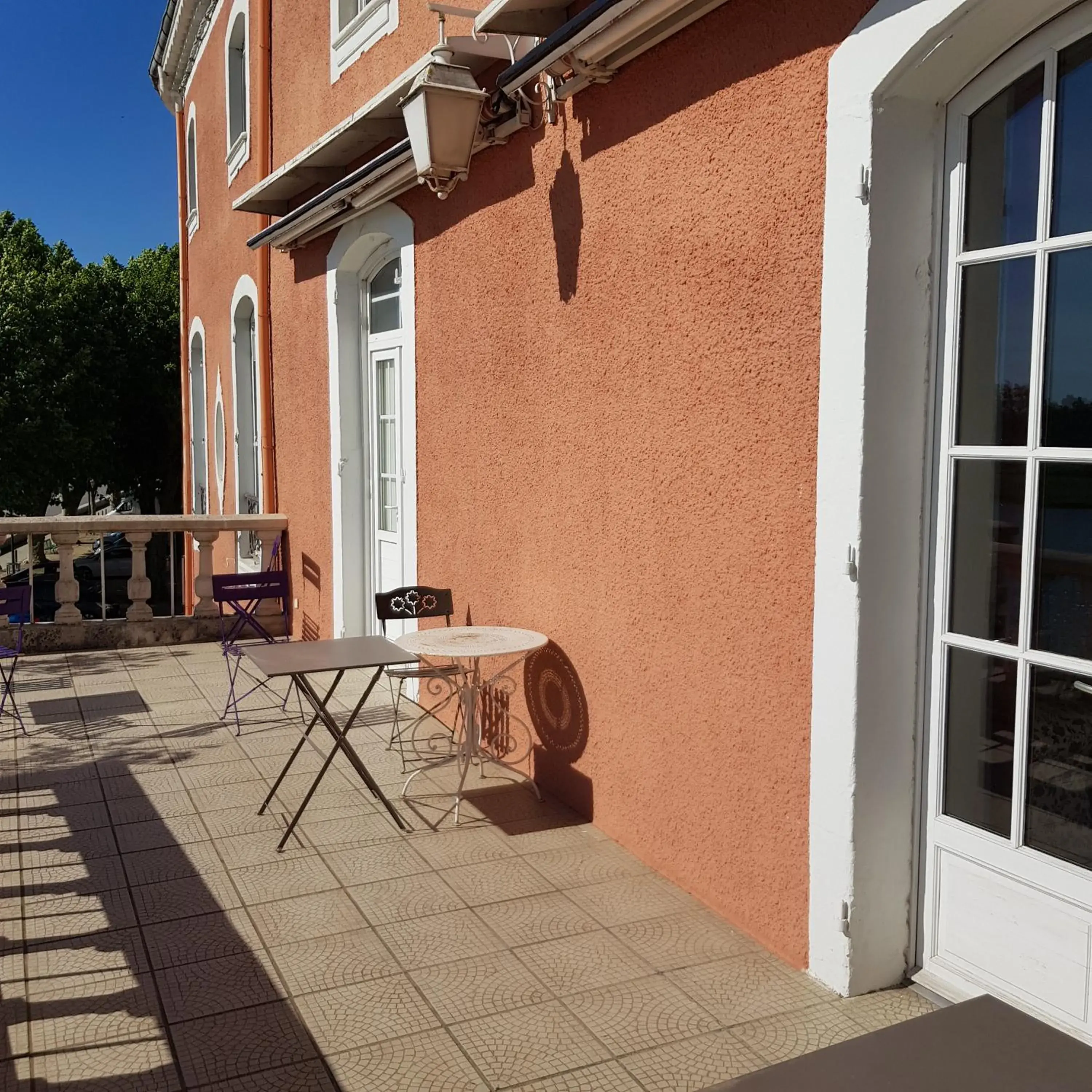 Balcony/Terrace in Logis Hotel le Prieur