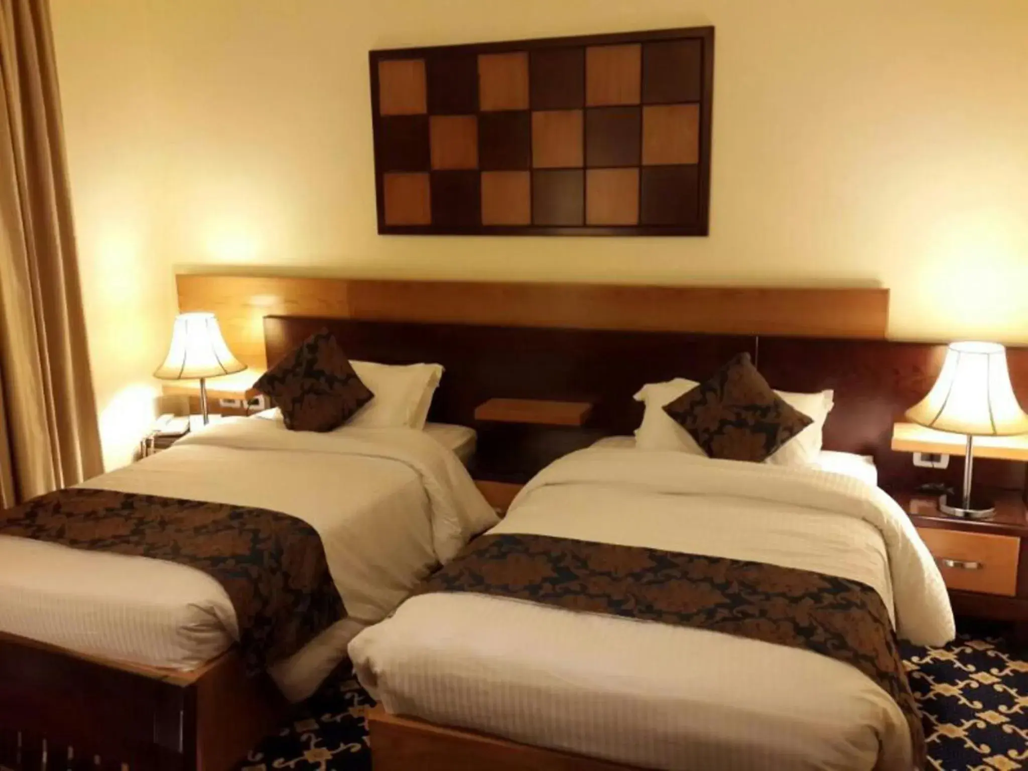 Bedroom, Bed in Al Thuraya Hotel