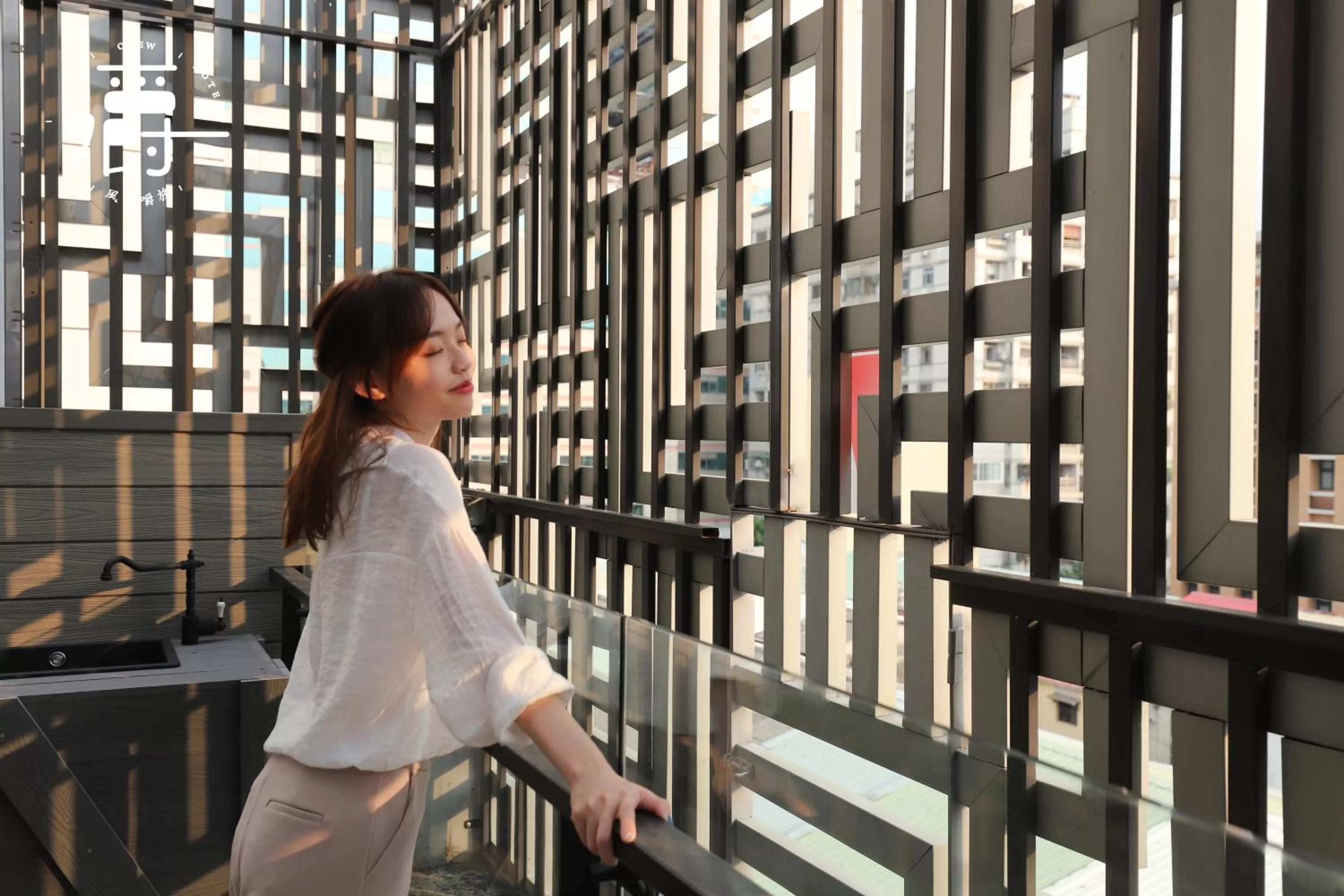 People in Aroma Chew Hotel