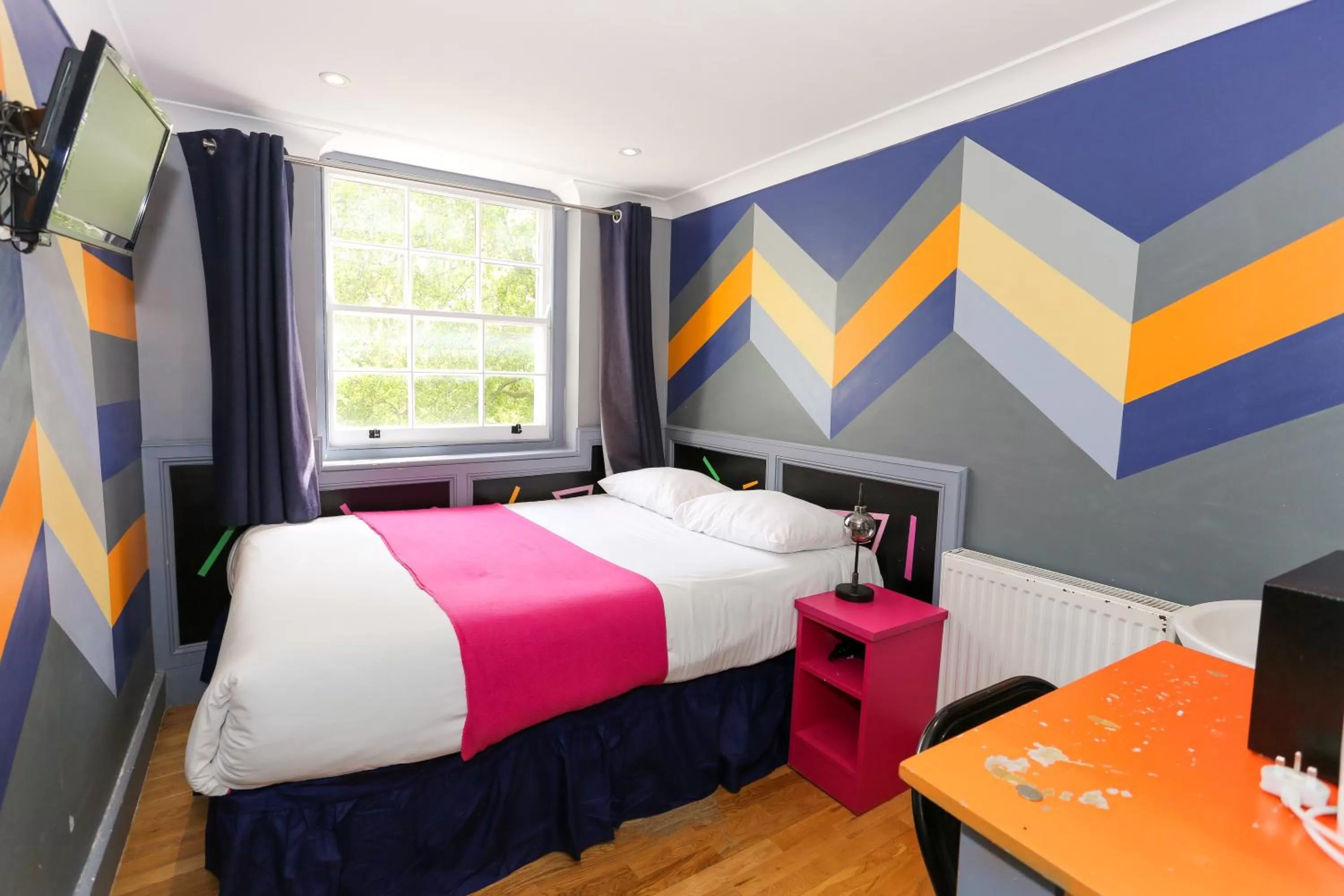 Bed in KX Rooms Kings Cross