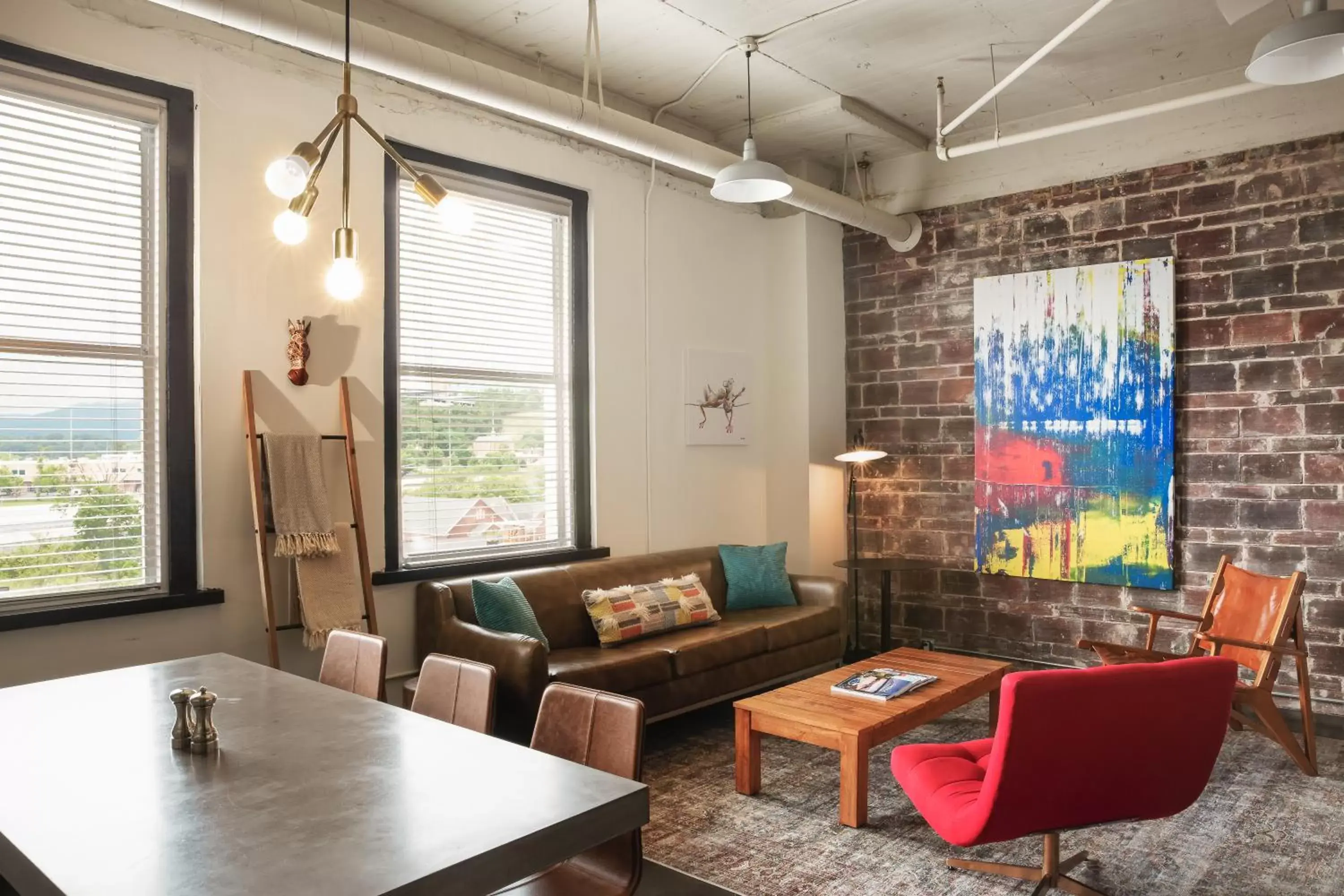 Living room, Seating Area in Hotel Clemons, formerly Bode Chattanooga