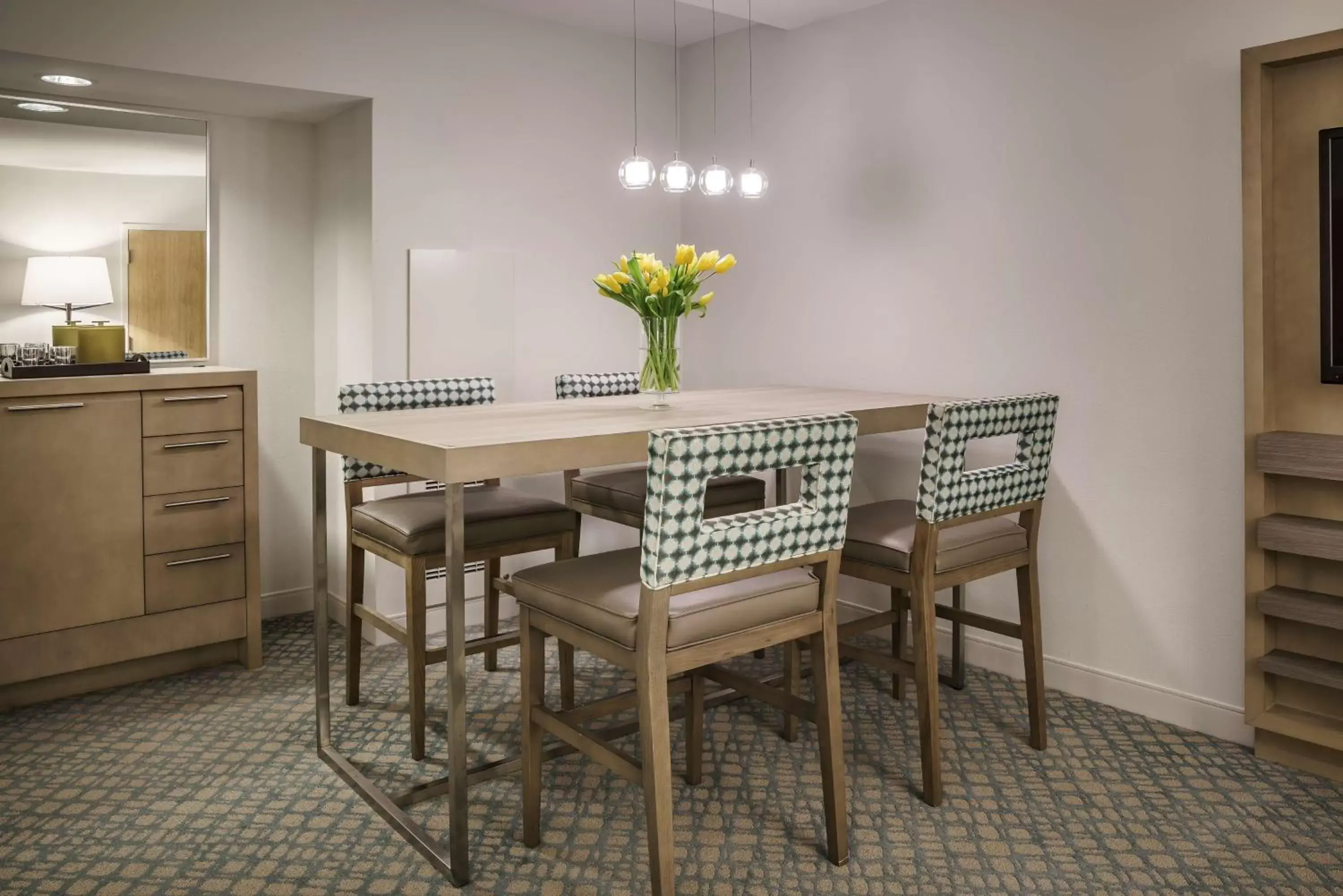 Photo of the whole room, Dining Area in Hyatt Regency Jacksonville Riverfront