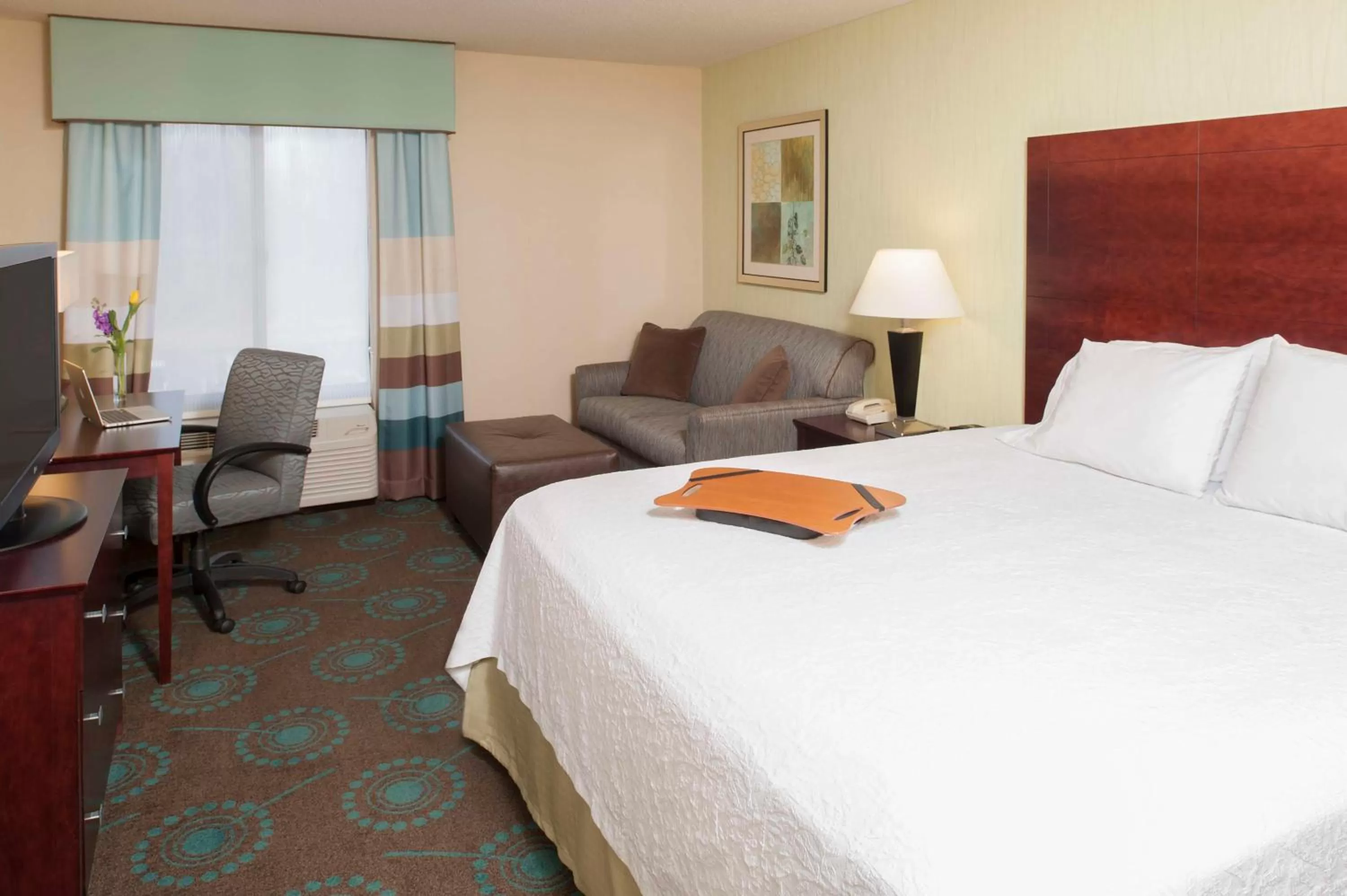 Bed in Larkspur Landing South Bend