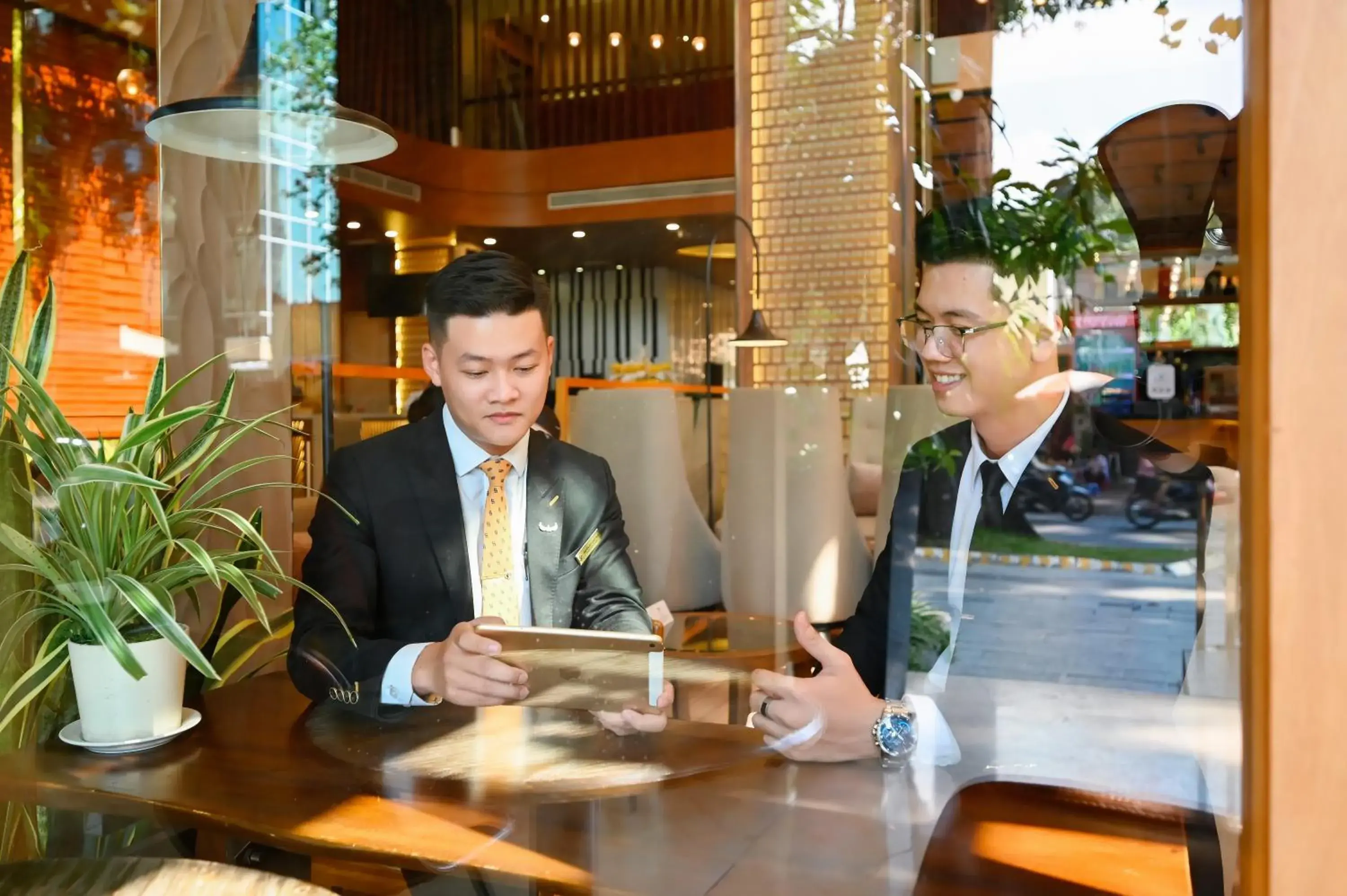 group of guests in Muong Thanh Grand Saigon Centre Hotel