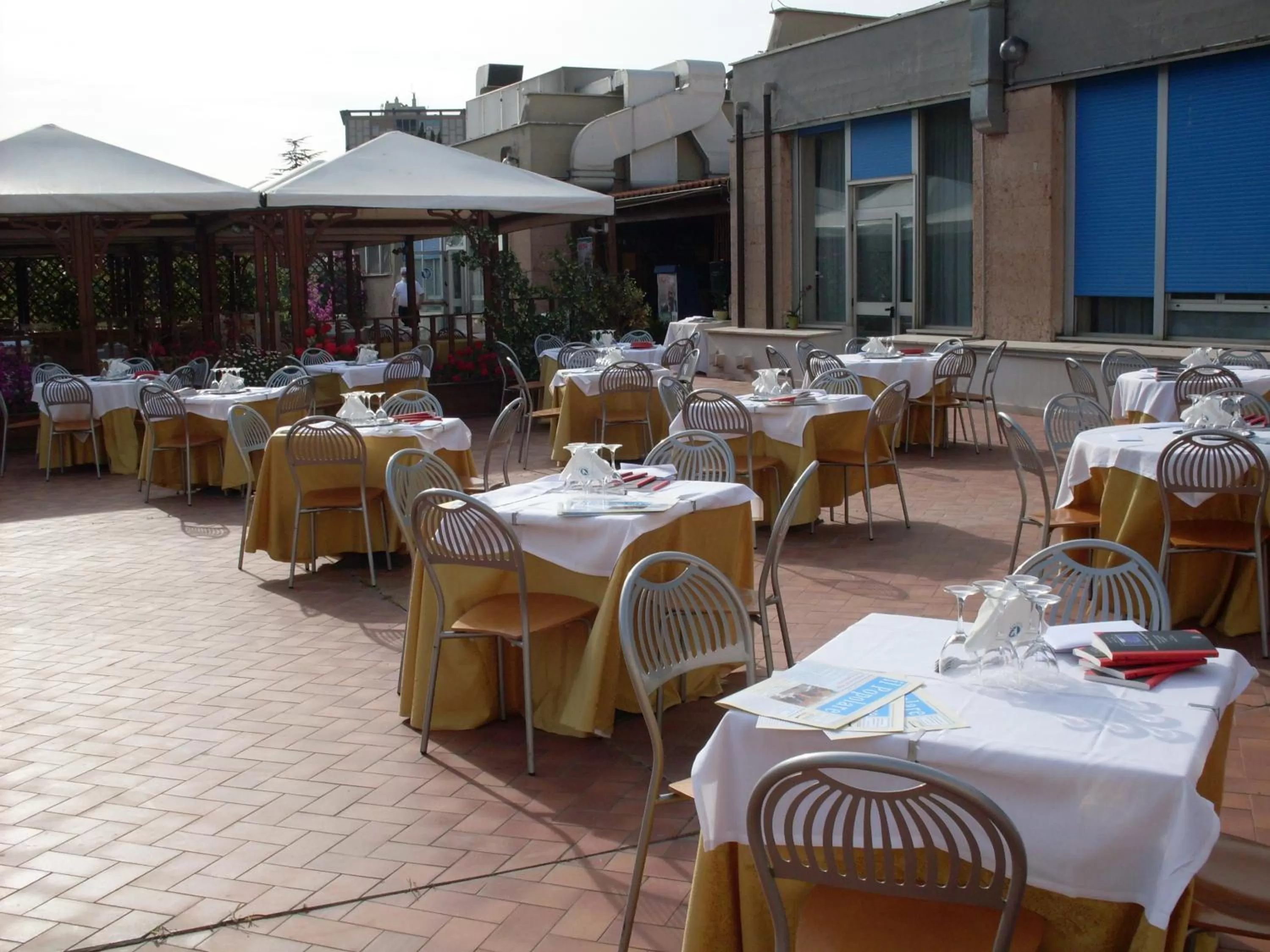 Restaurant/places to eat in Hotel Villa Eur