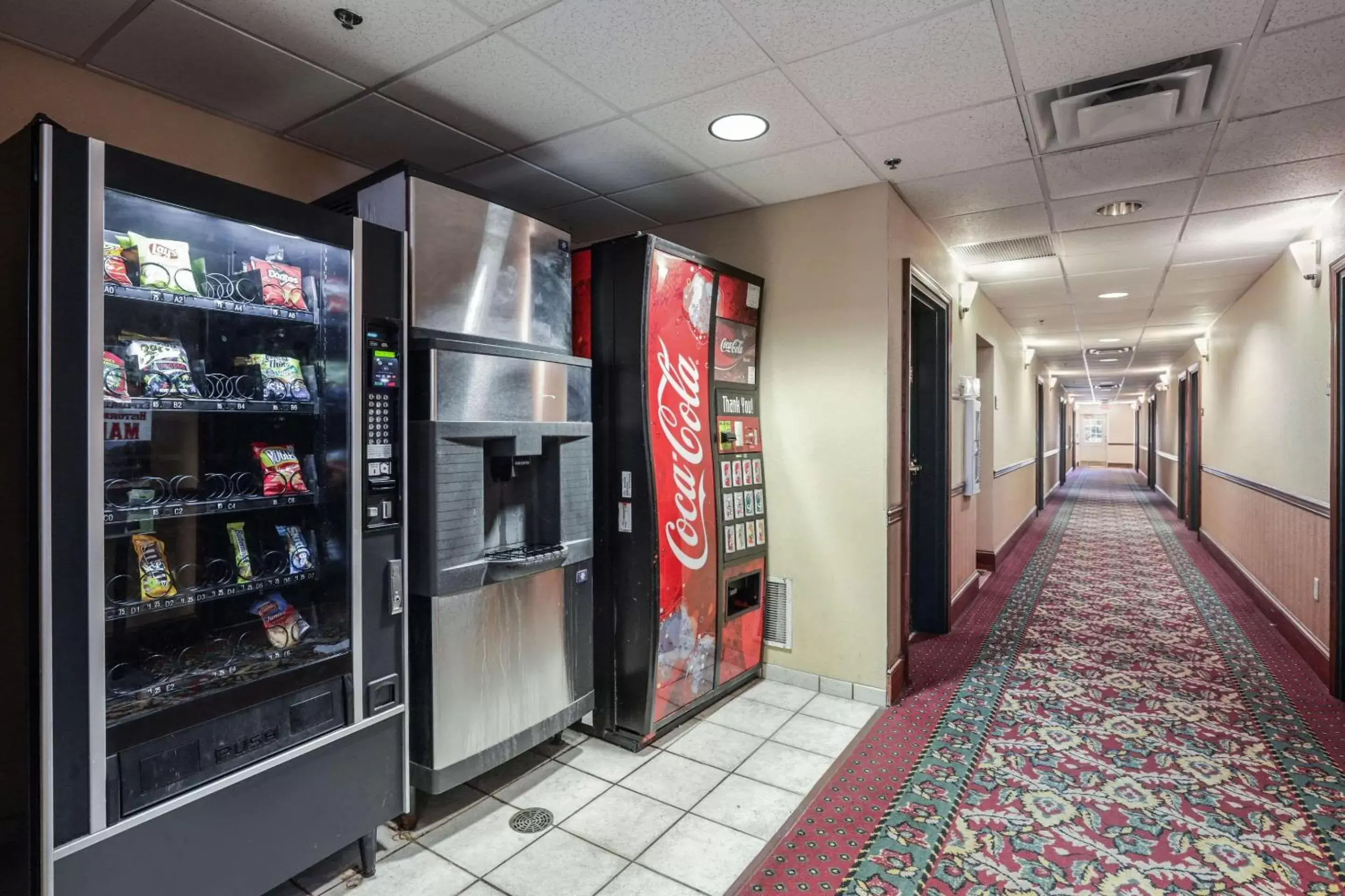 Other, Supermarket/Shops in Econo Lodge Inn & Suites - Marianna