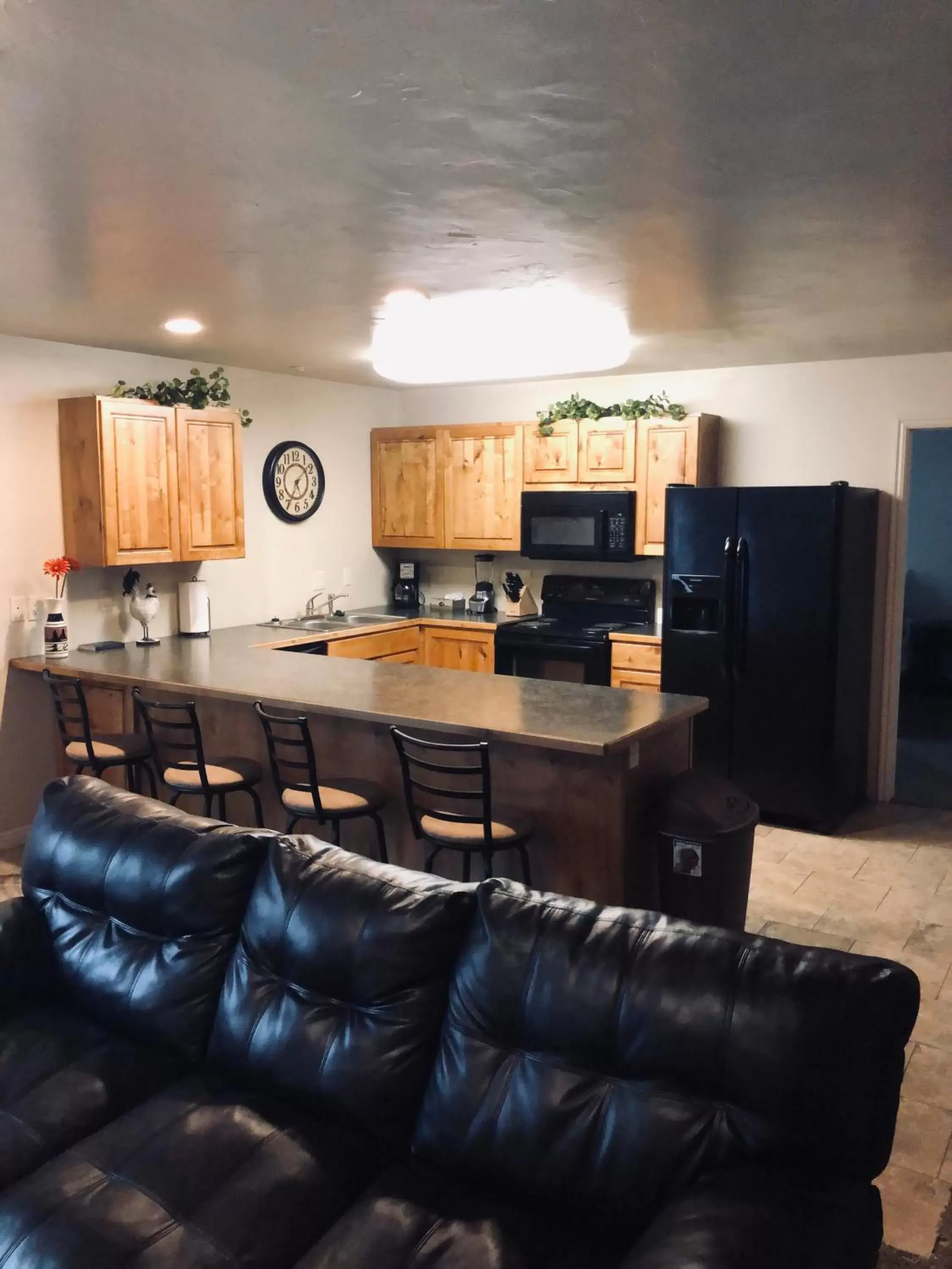 Kitchen/Kitchenette in Cedar Canyon Condos