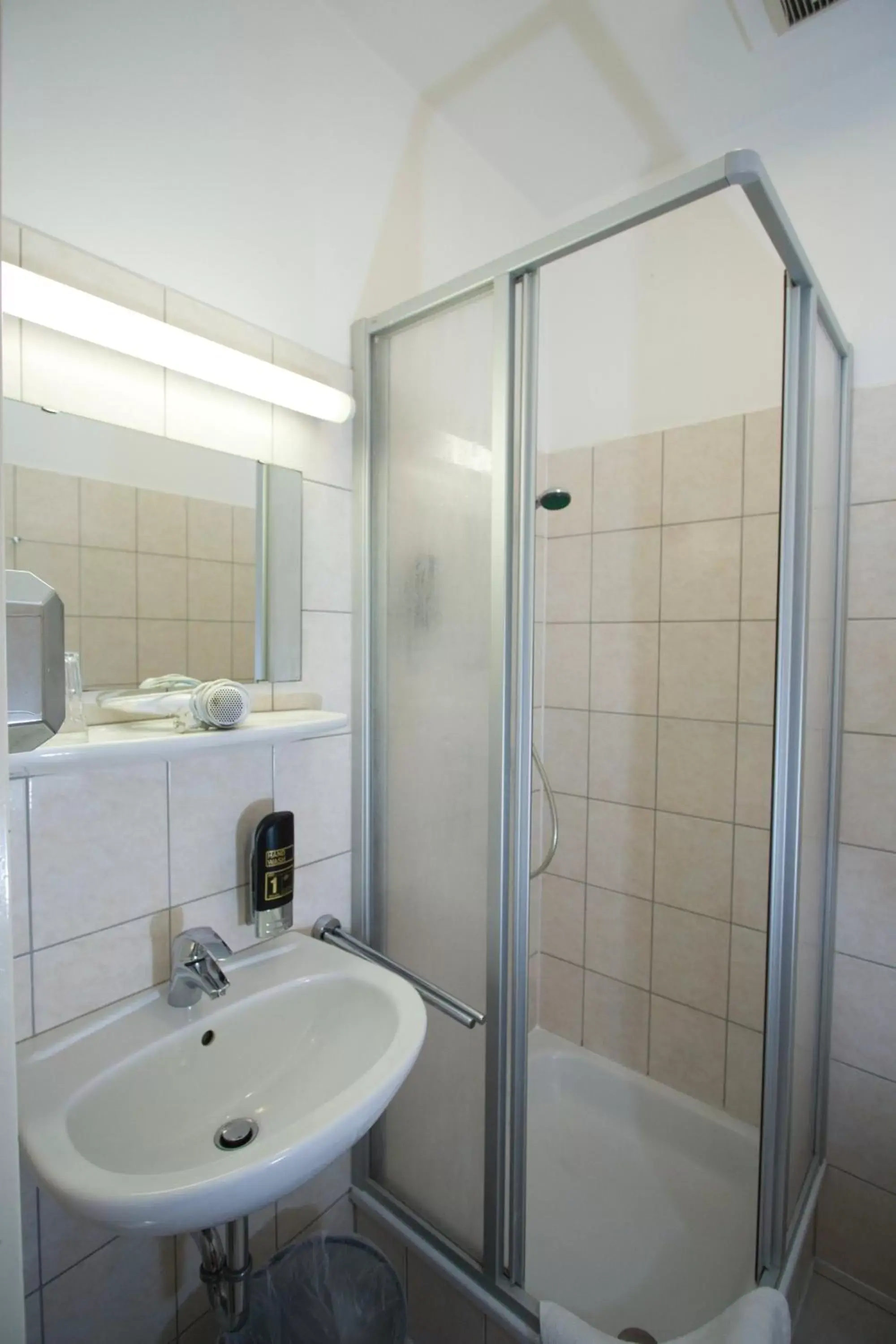Bathroom in Hotel City Residence