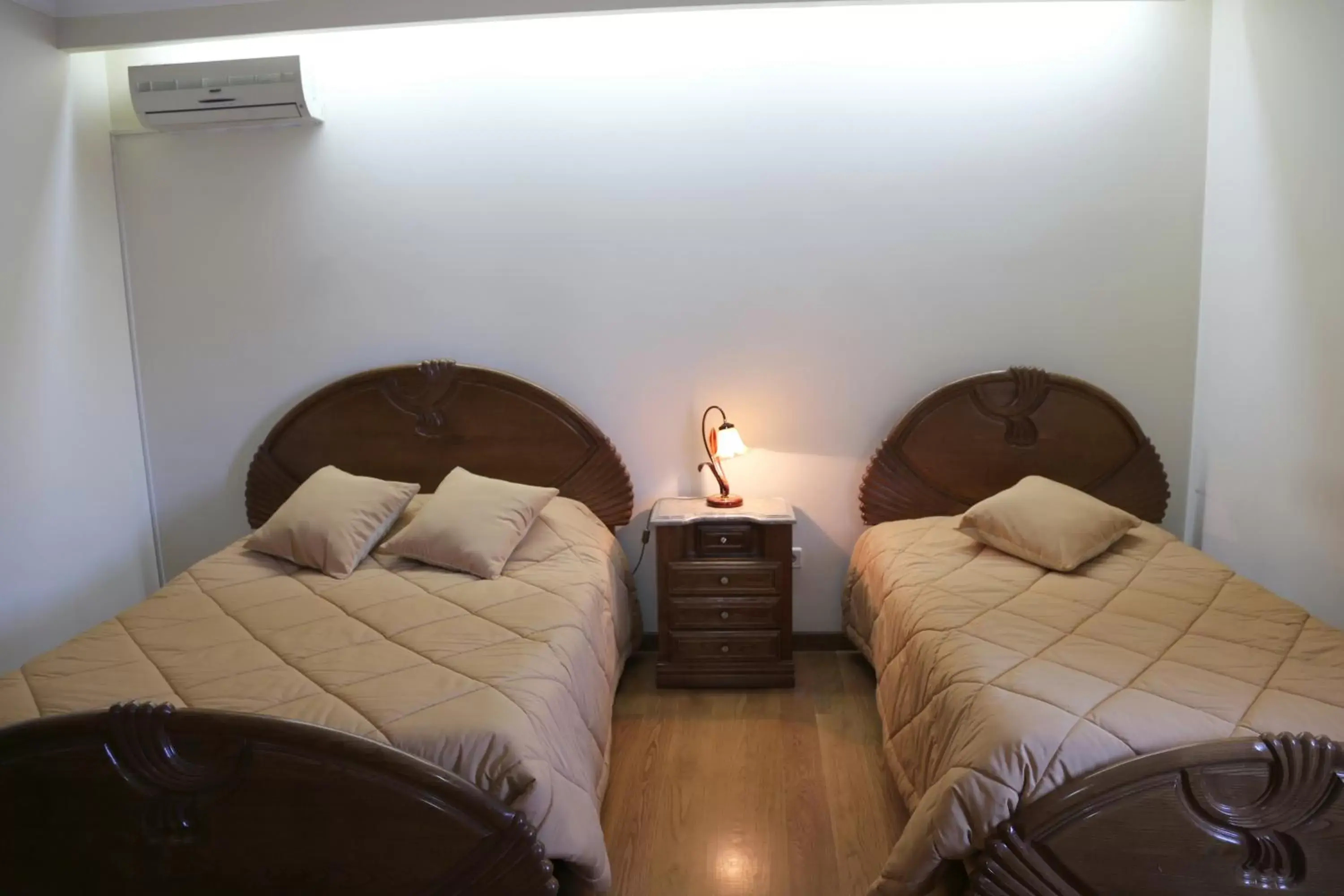 Family Room with Shared Bathroom in Colina do Ave Alojamento Local Family Room with Shared Bathroom in Colina do Ave Alojamento Local