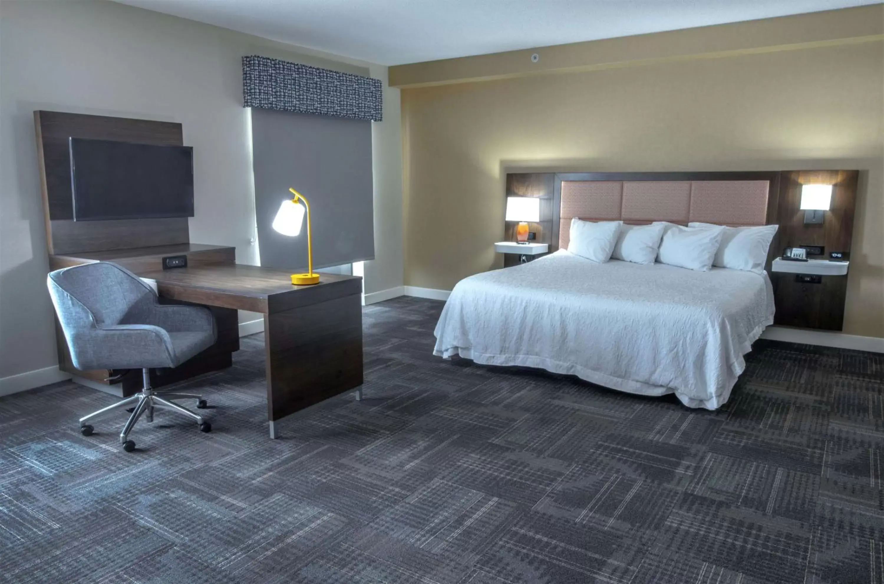 Bedroom, Bed in Hampton Inn & Suites Chesapeake-Battlefield Boulevard