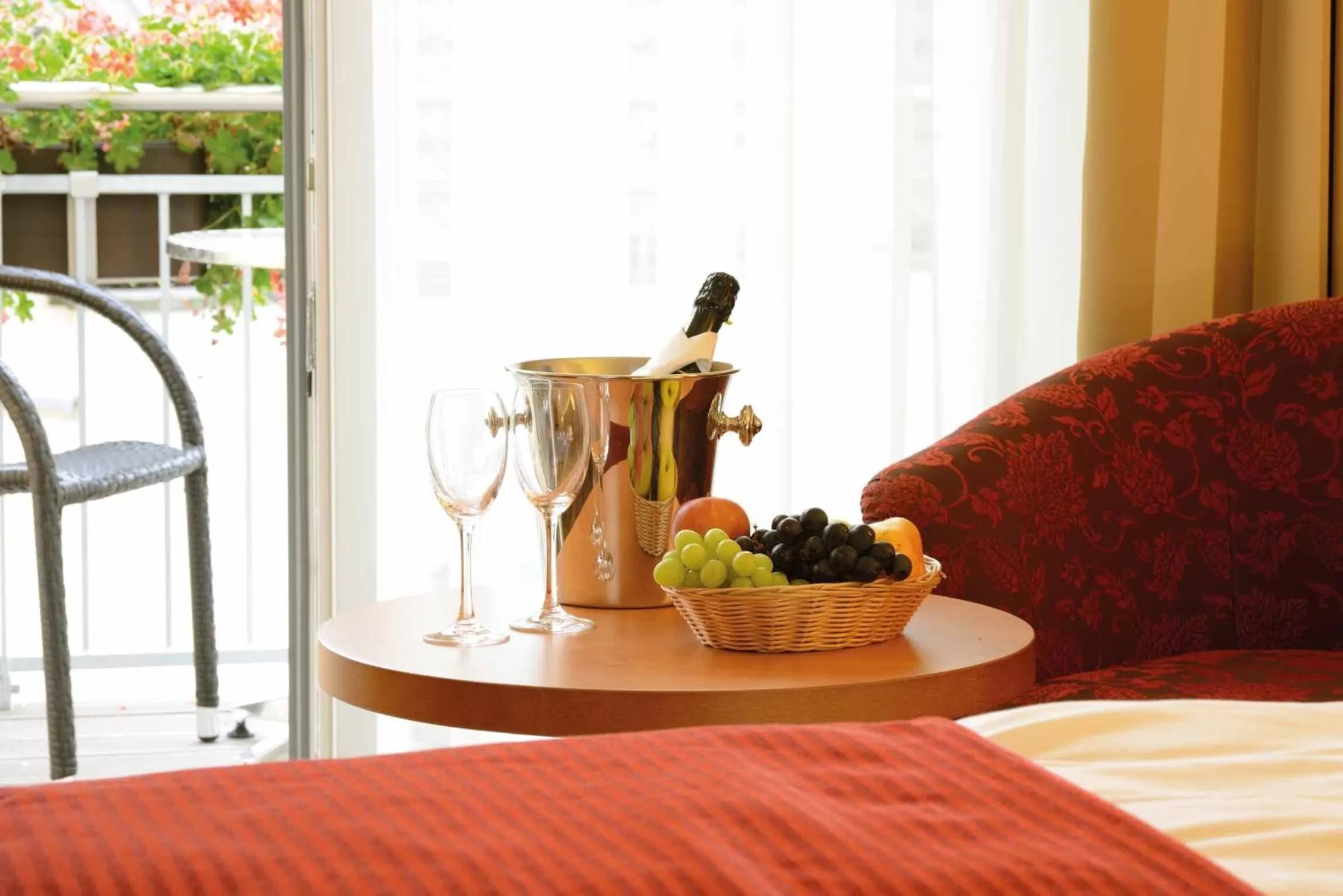 Photo of the whole room, Bed in Flair Hotel Stadt Höxter