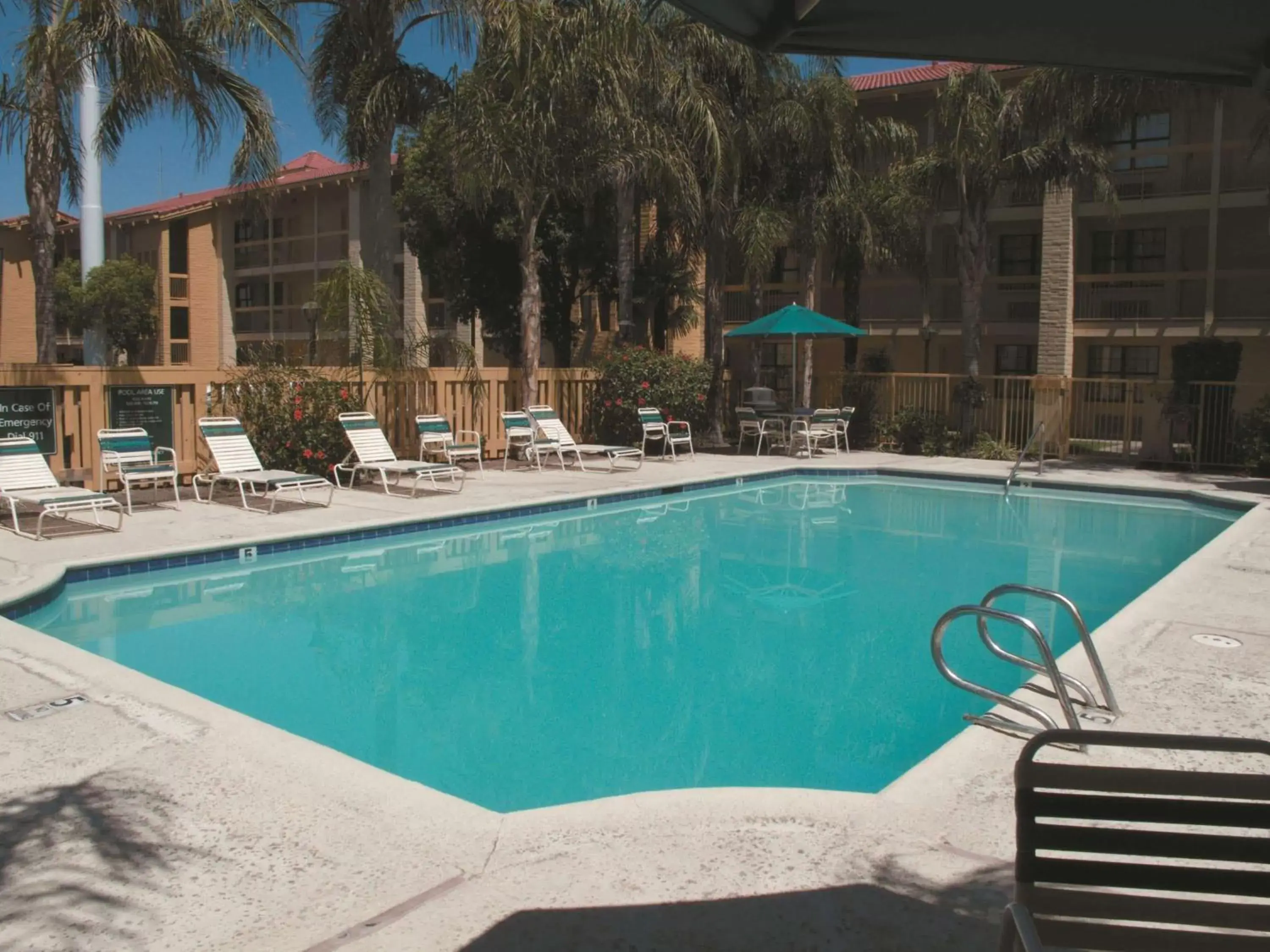 On site, Swimming Pool in La Quinta Inn by Wyndham Bakersfield South