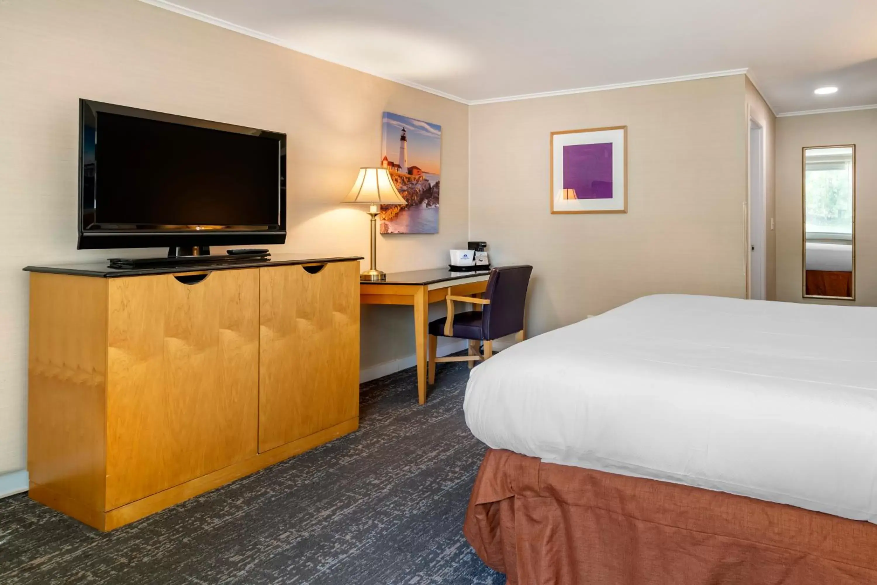 Bed in Anchor Inn and Cottages Wells-Ogunquit Bed in Anchor Inn and Cottages Wells-Ogunquit