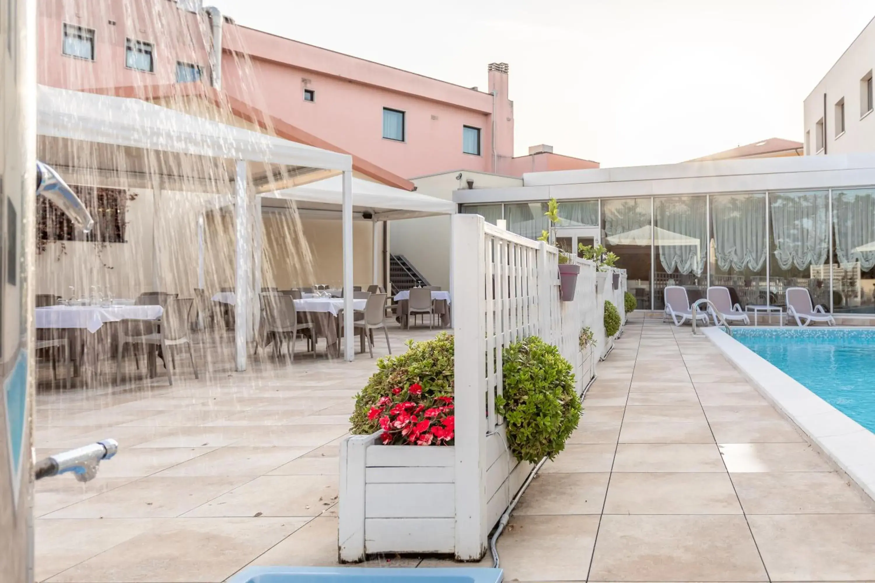 Swimming Pool in Hotel Concorde