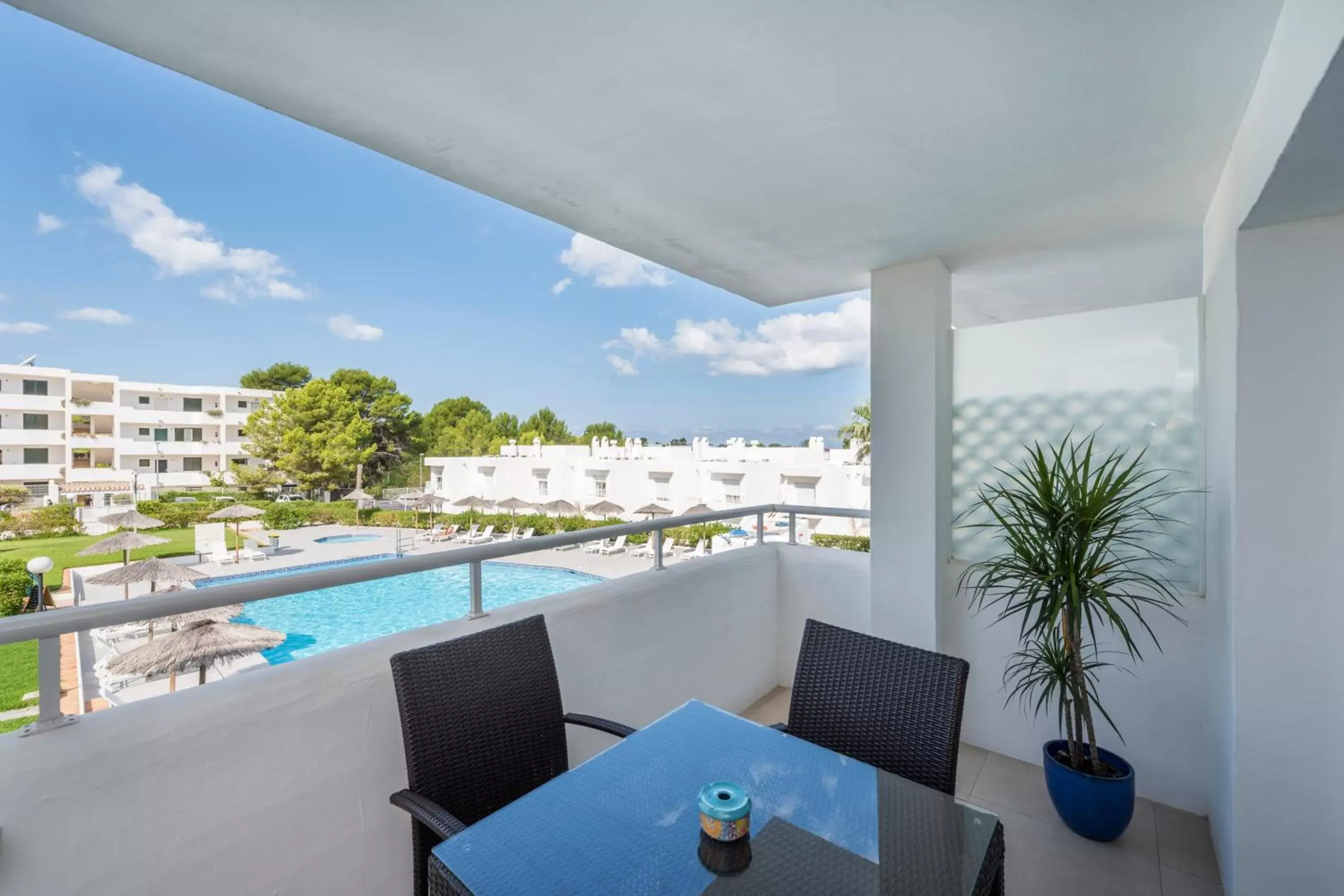 Balcony/Terrace, Pool View in Camelina Suites - Formerly Torrent Bay