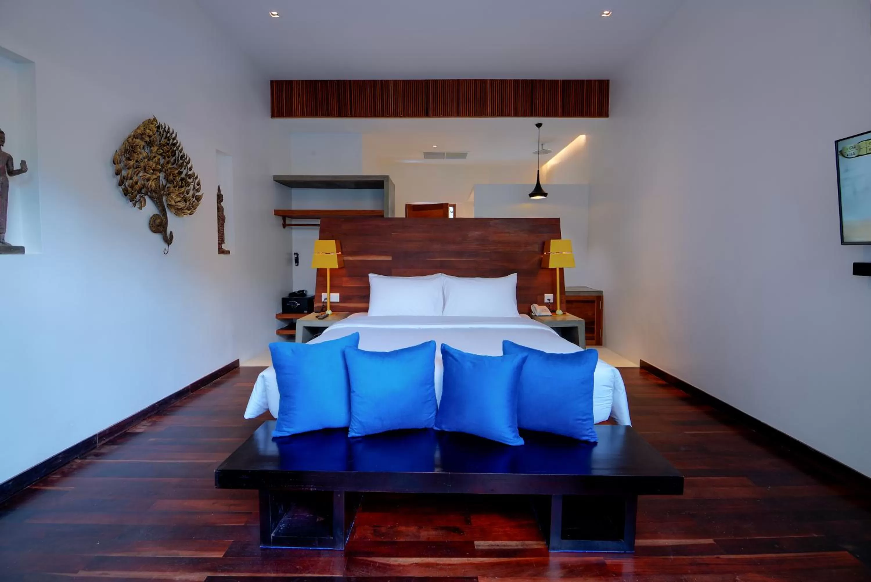 Photo of the whole room, Bed in Apsara Residence Hotel