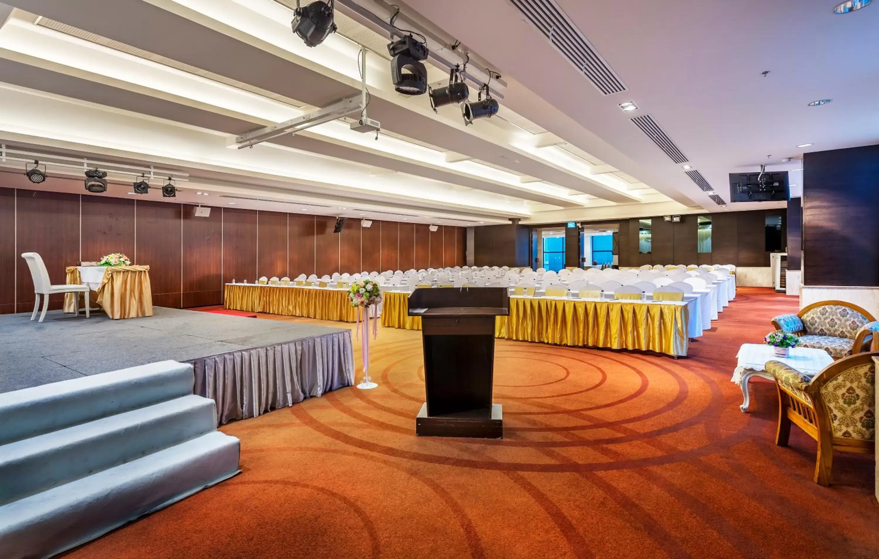 Other, Banquet Facilities in Buri Sriphu Hotel & Convention Centre