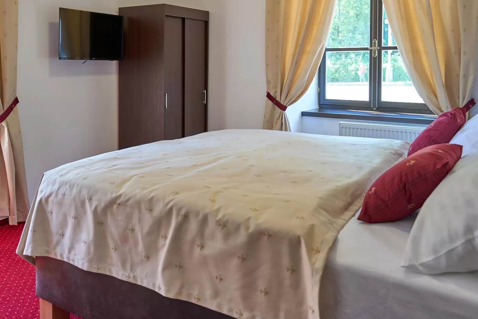 Bed in Vila Lovců králových