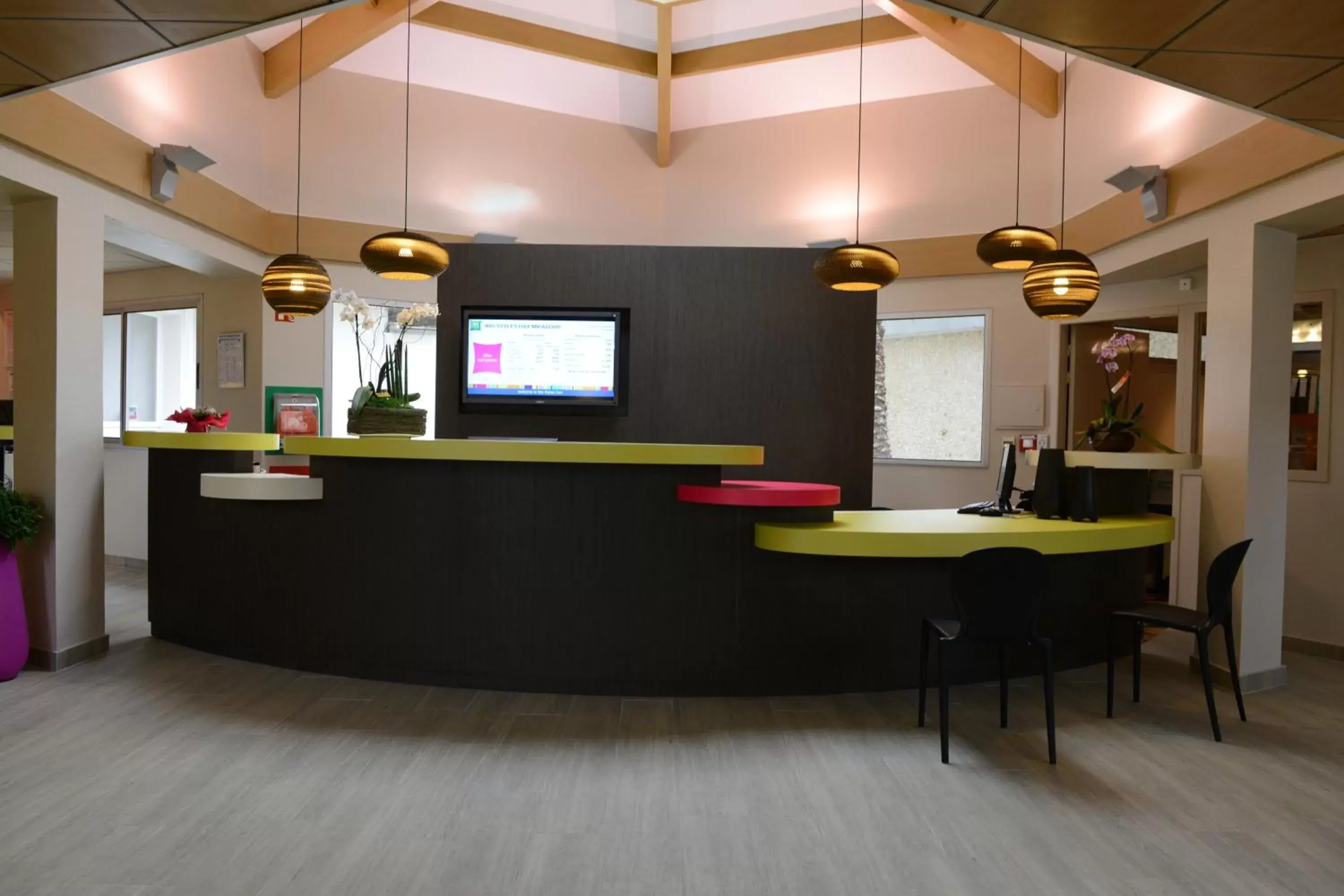 Lobby or reception in ibis styles Dax Centre