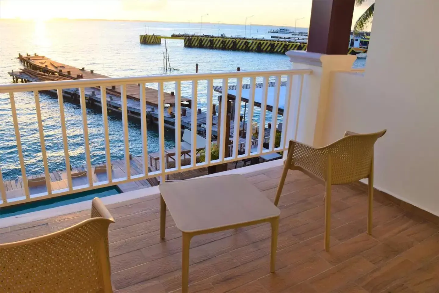 Sea view, Balcony/Terrace in Ocean Suites Bartolome