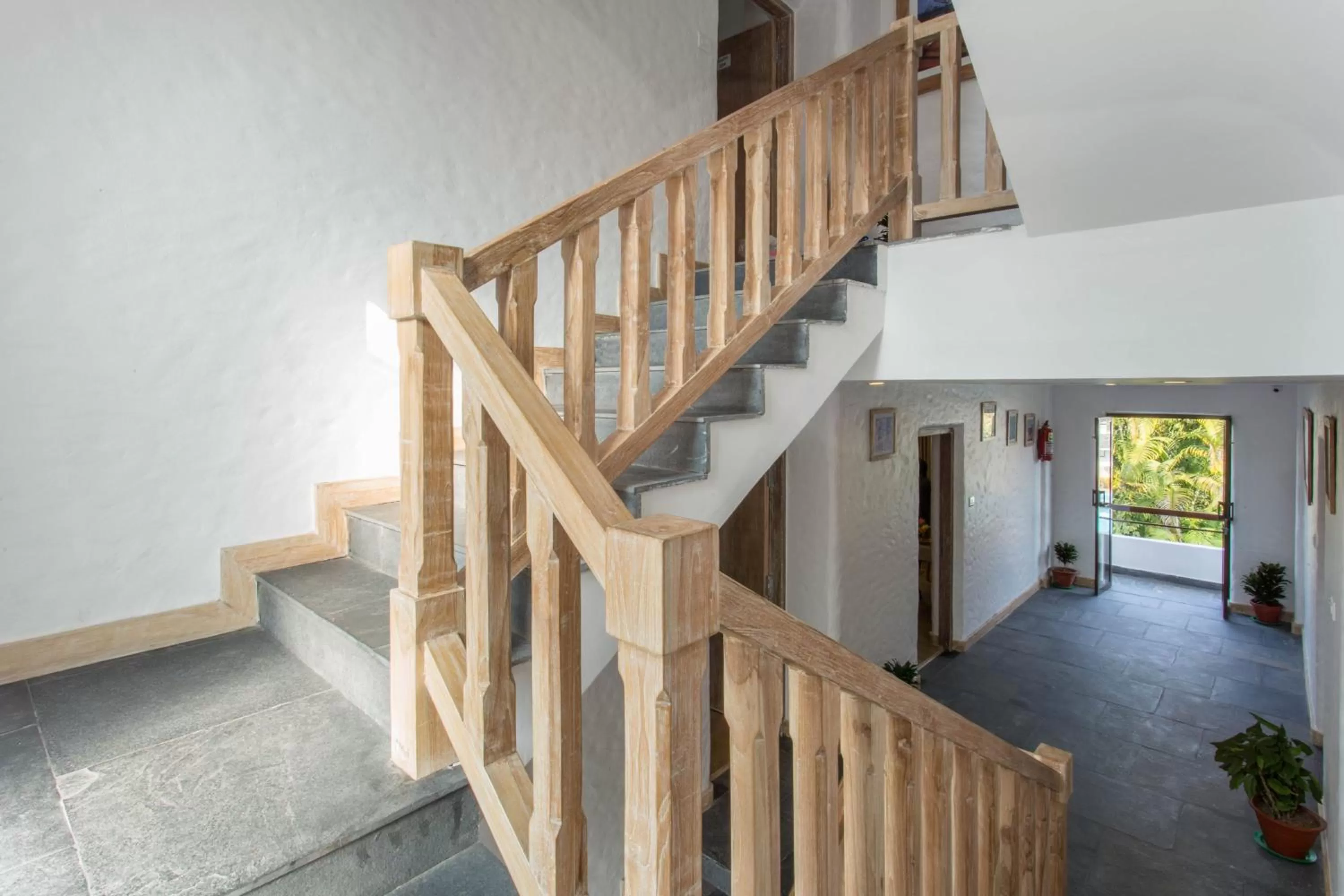 Area and facilities in Hotel Barahi Pokhara