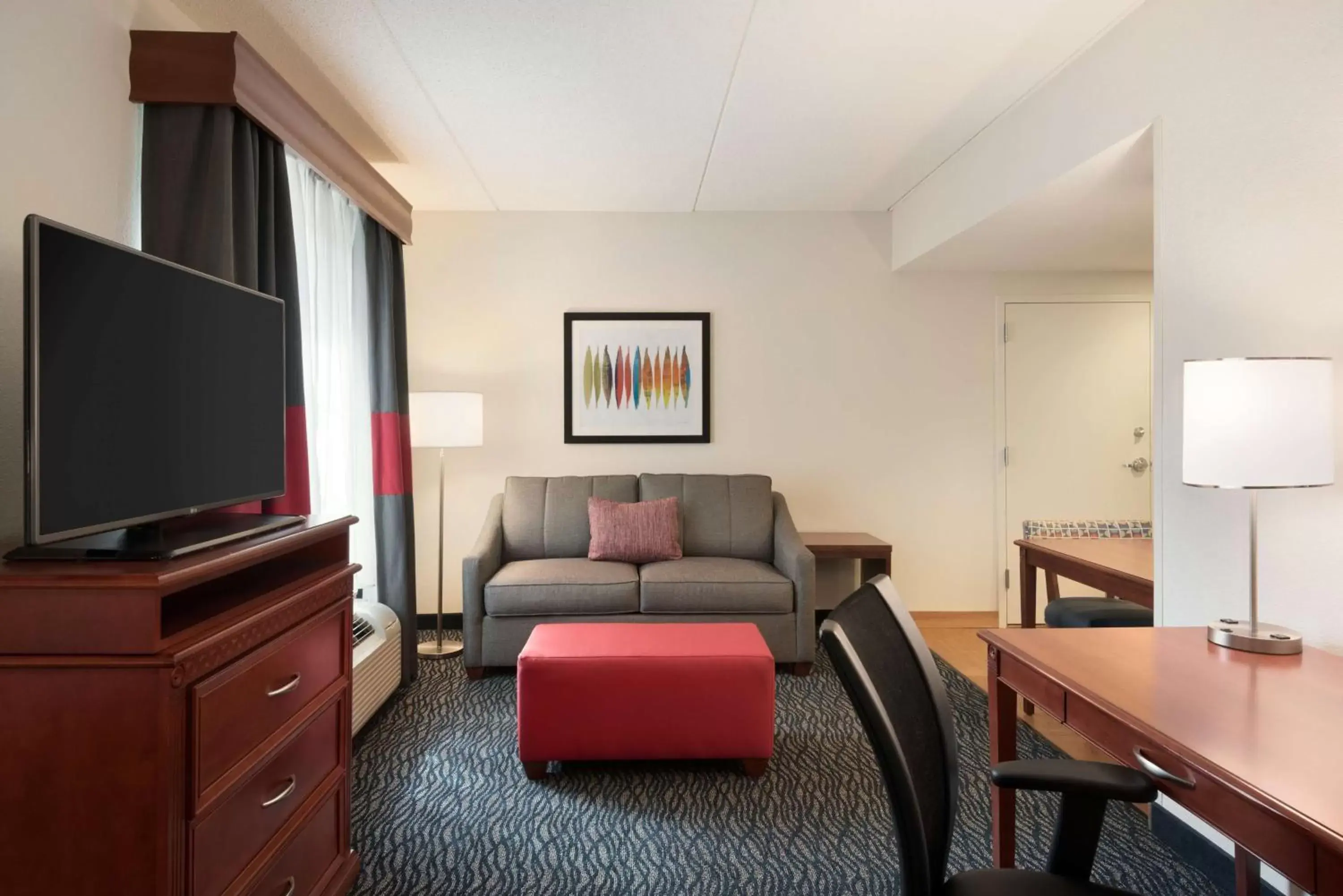 Living room, Seating Area in Homewood Suites by Hilton Madison West