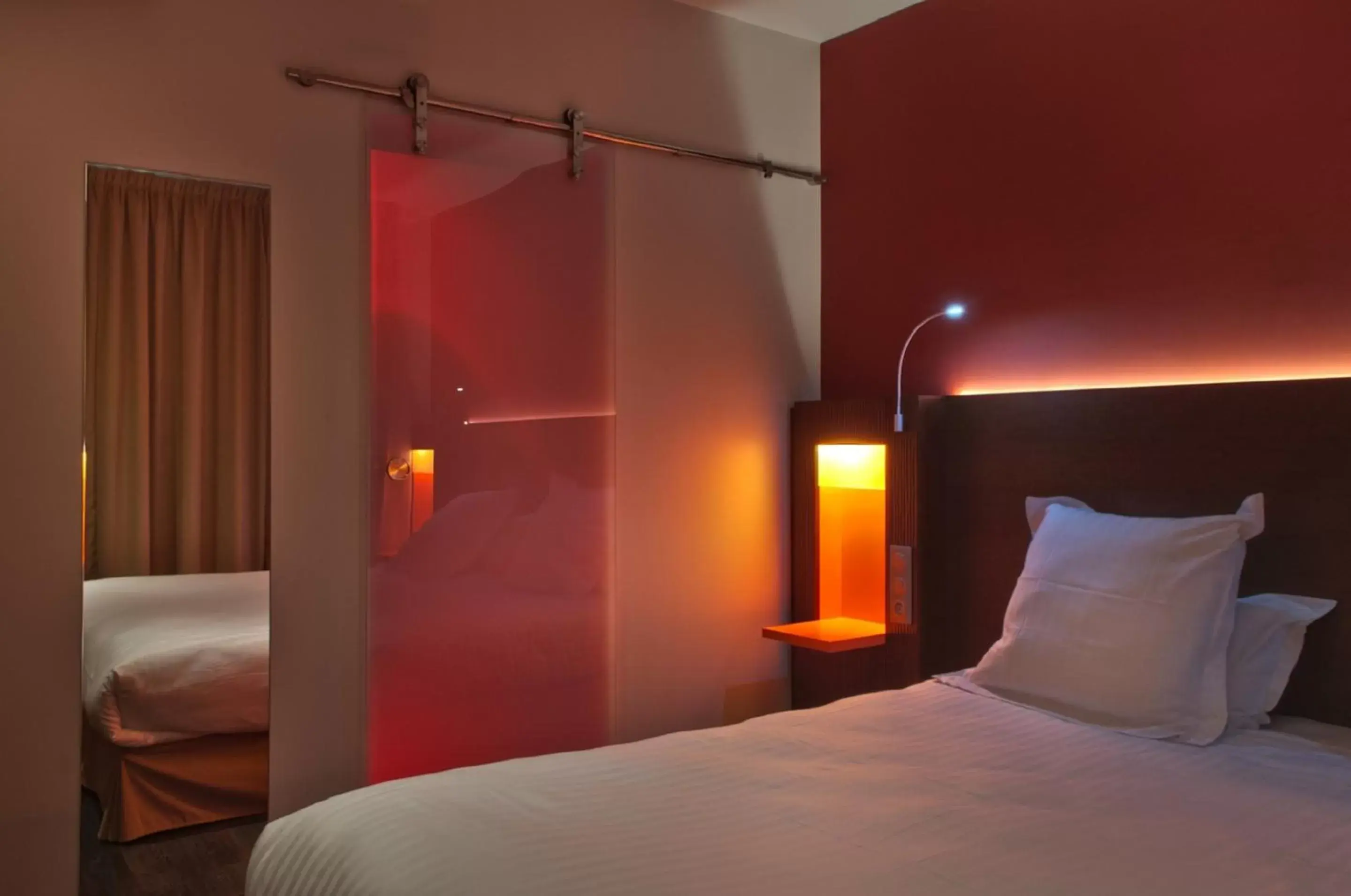Bedroom, Bed in Best Western Seine West Hotel