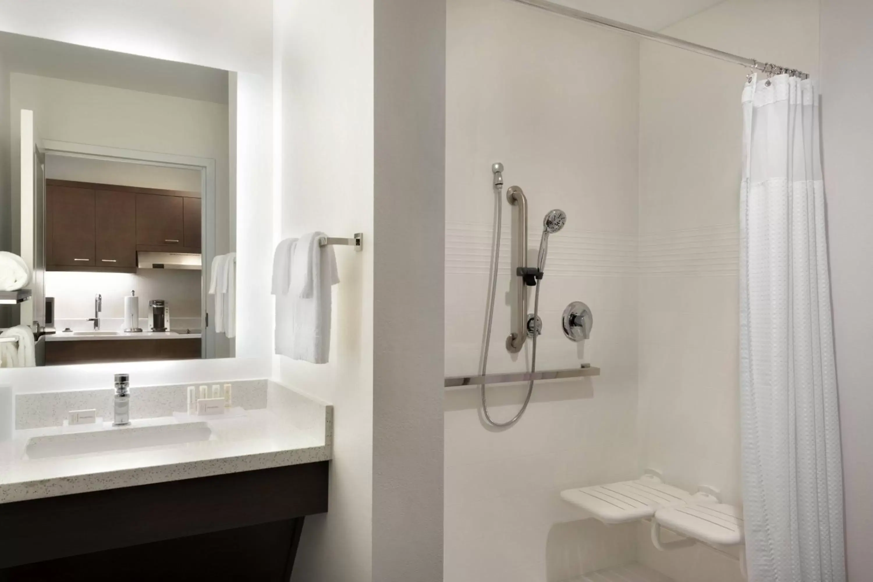 Bathroom in TownePlace Suites by Marriott Joliet Minooka