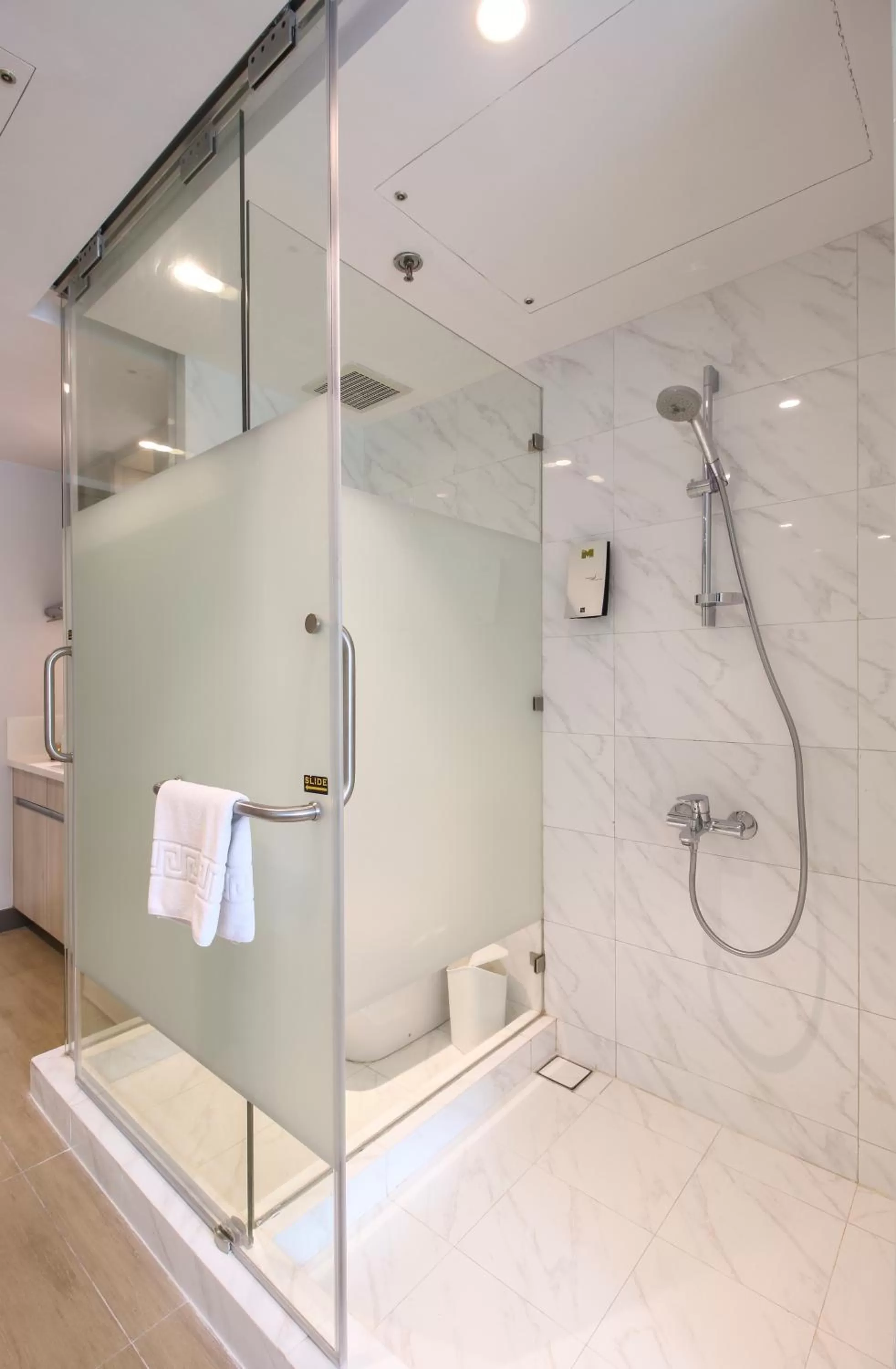 Bathroom in The Mini Suites Eton Tower Makati