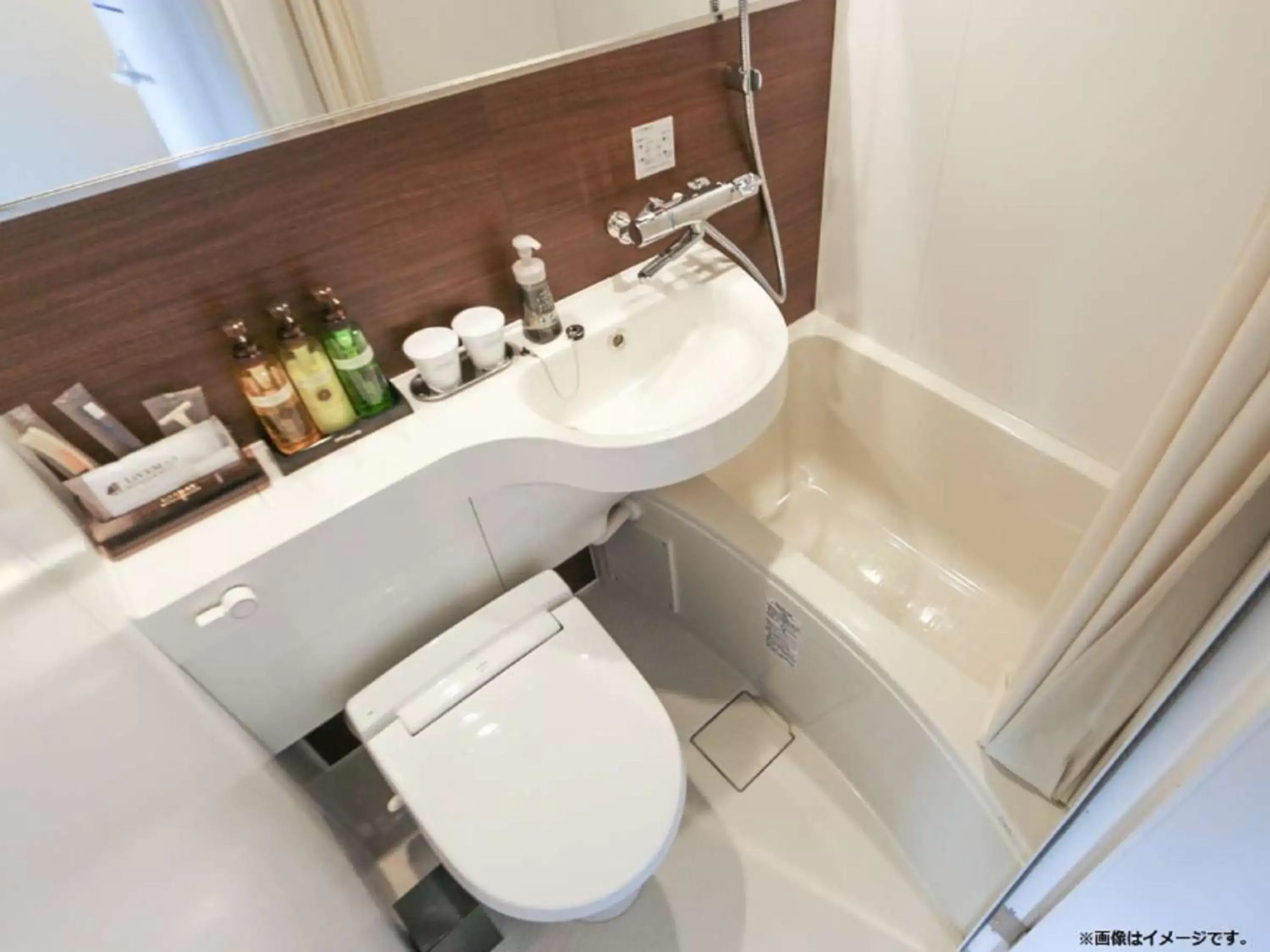 Bathroom in HOTEL LiVEMAX Nihonbashi Ningyocho