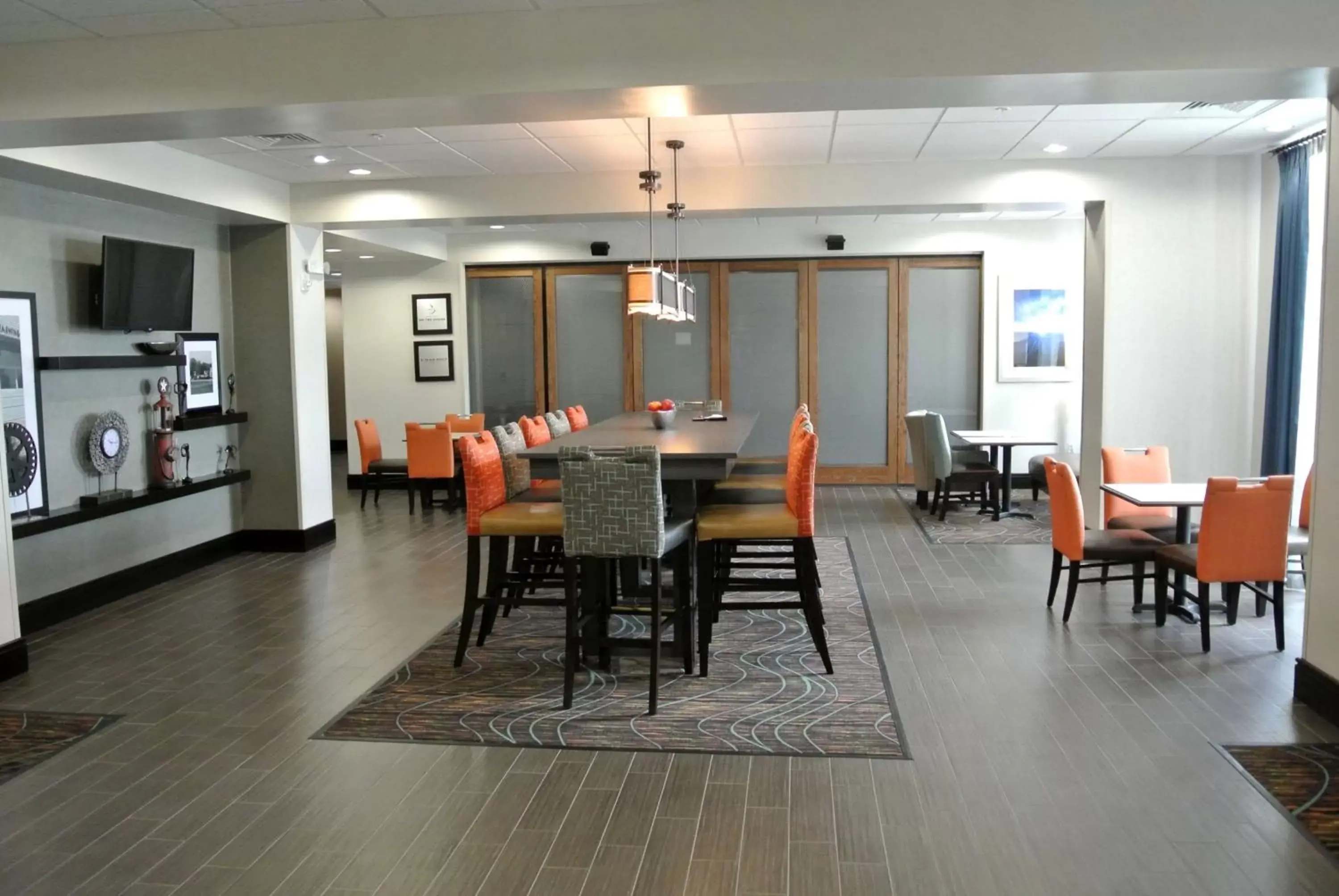 Lobby or reception, Restaurant/Places to Eat in Hampton Inn Carrizo Springs