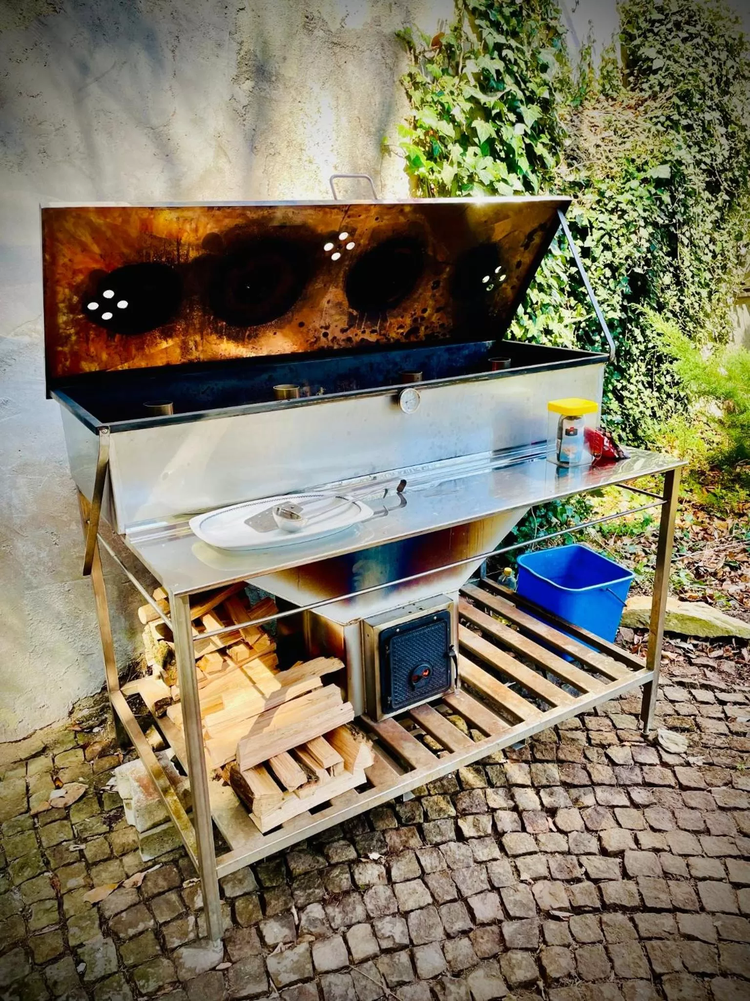 HARABURDI® Recyclart Hotel