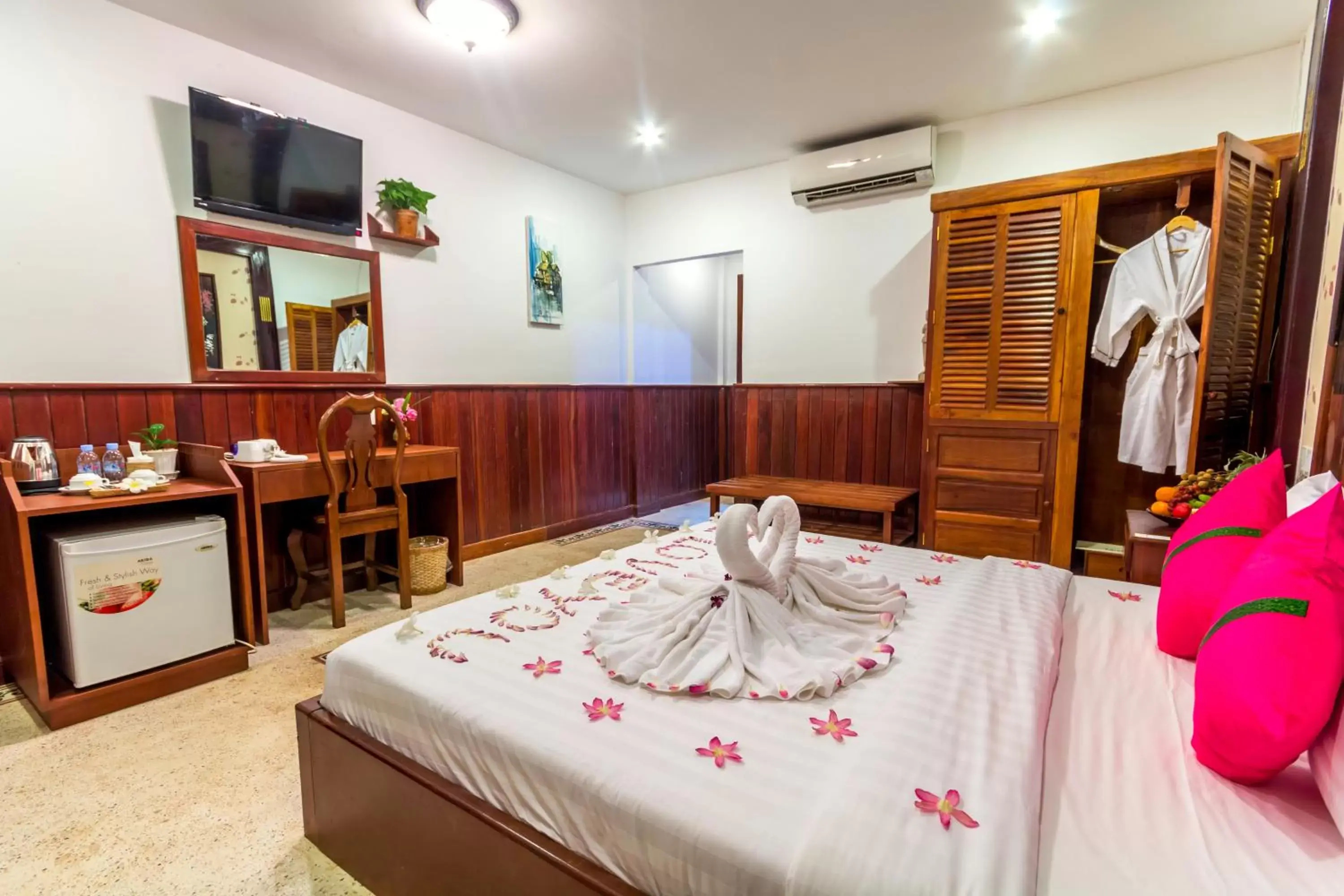 Bed in BayStone Resort Bed in BayStone Resort