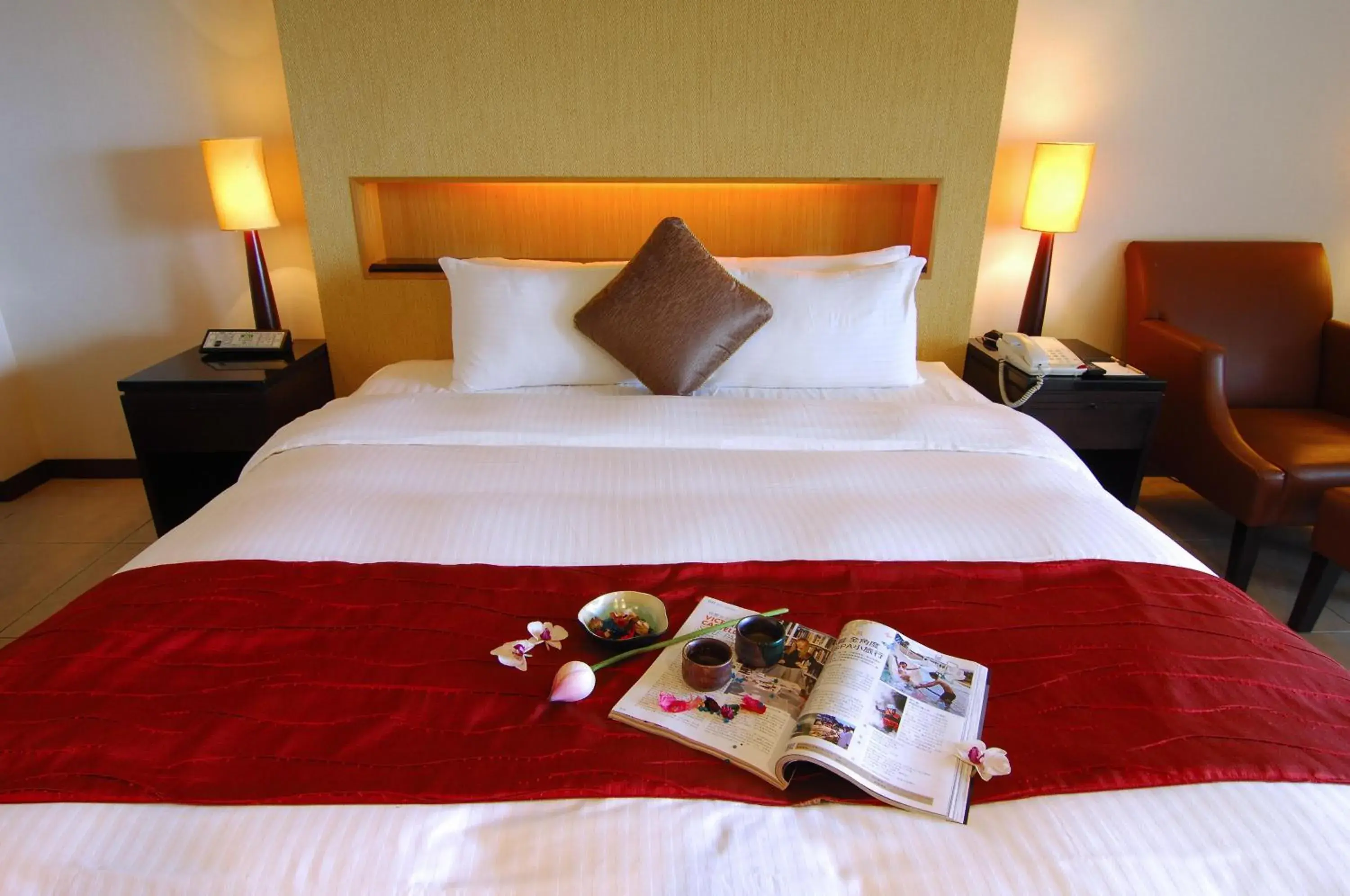 Photo of the whole room, Bed in Yang Ming Shan Tien Lai Resort & Spa