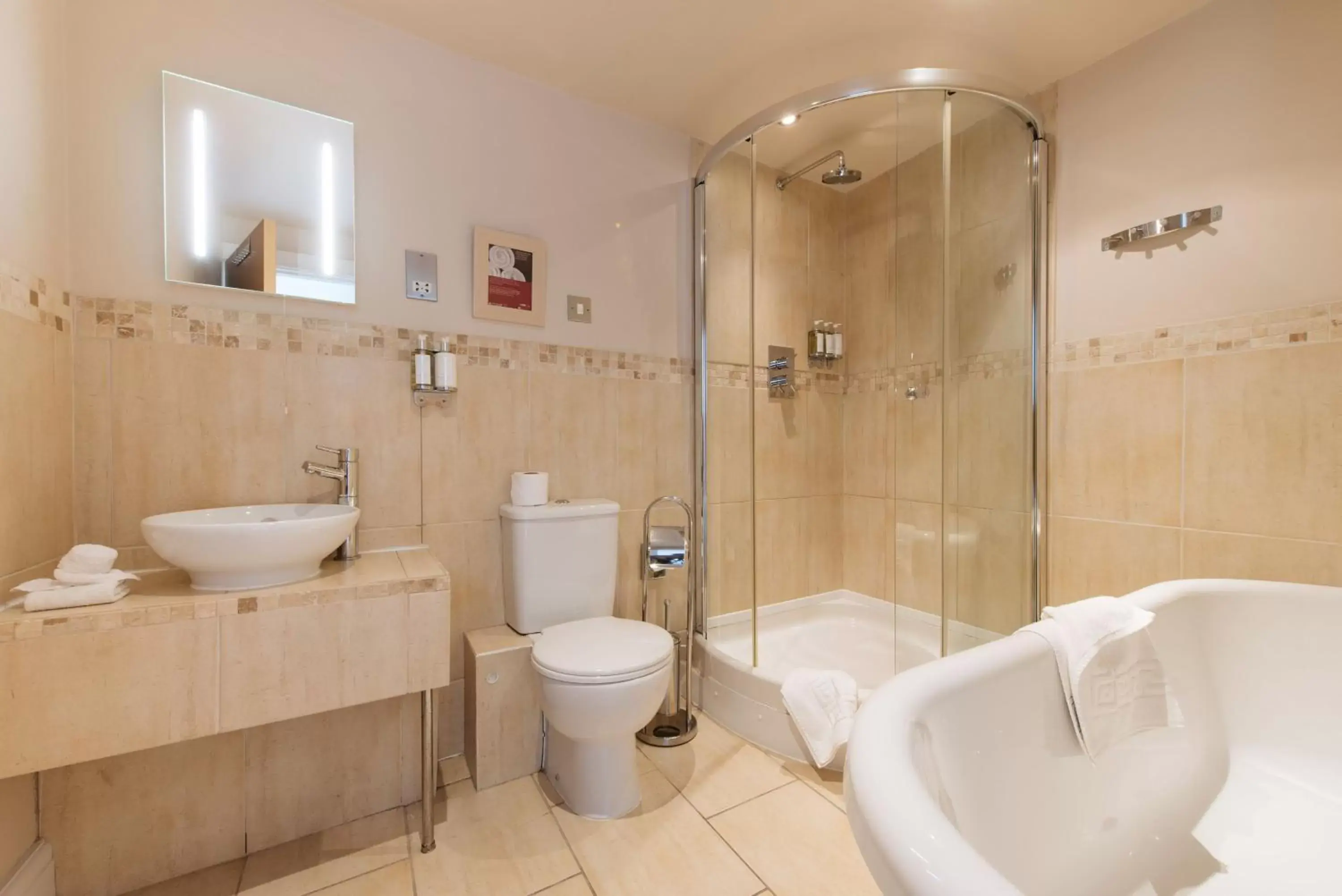 Shower, Bathroom in The Old Quay House Hotel