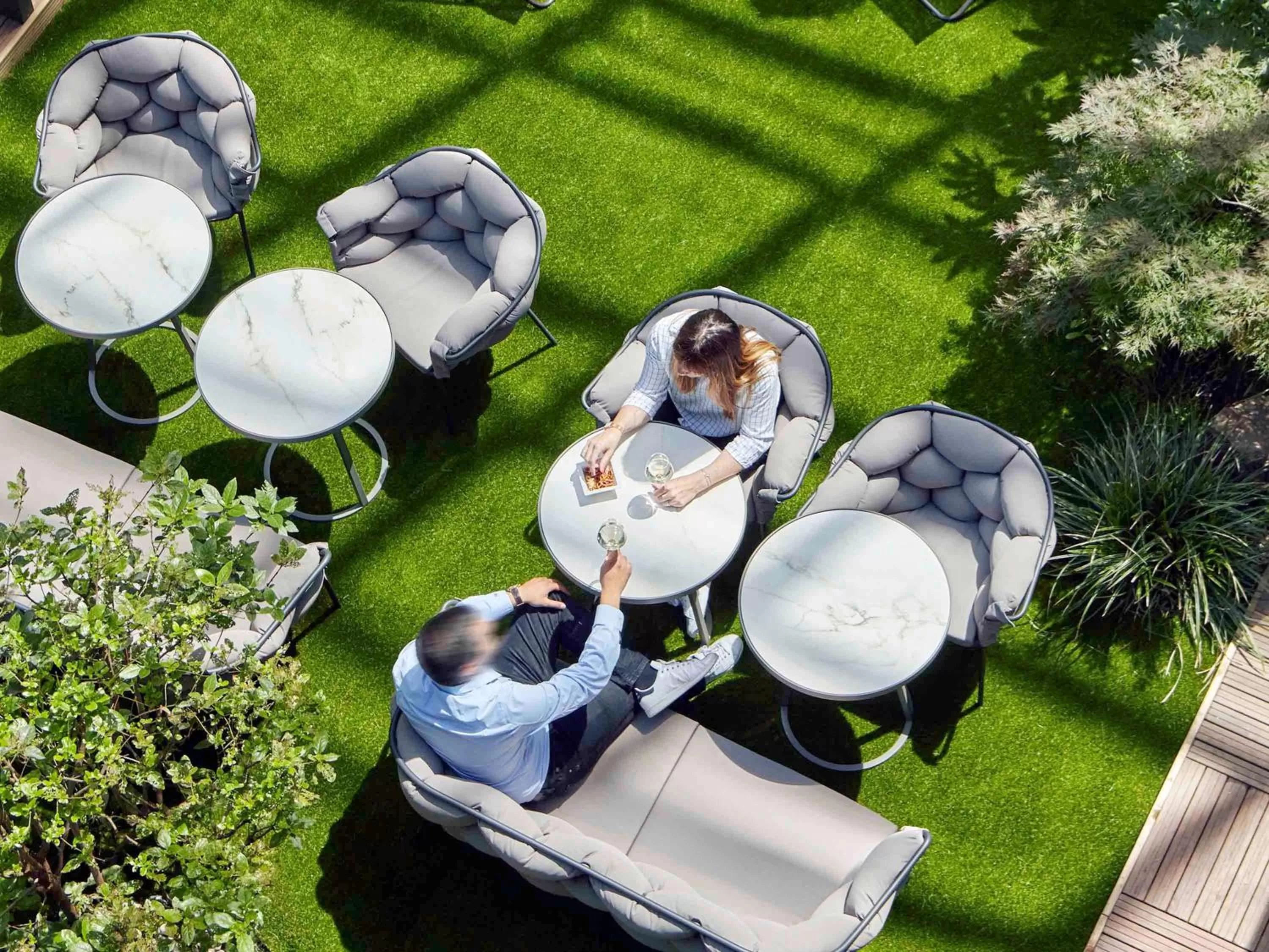 On site in Mercure Paris la Défense Grande Arche